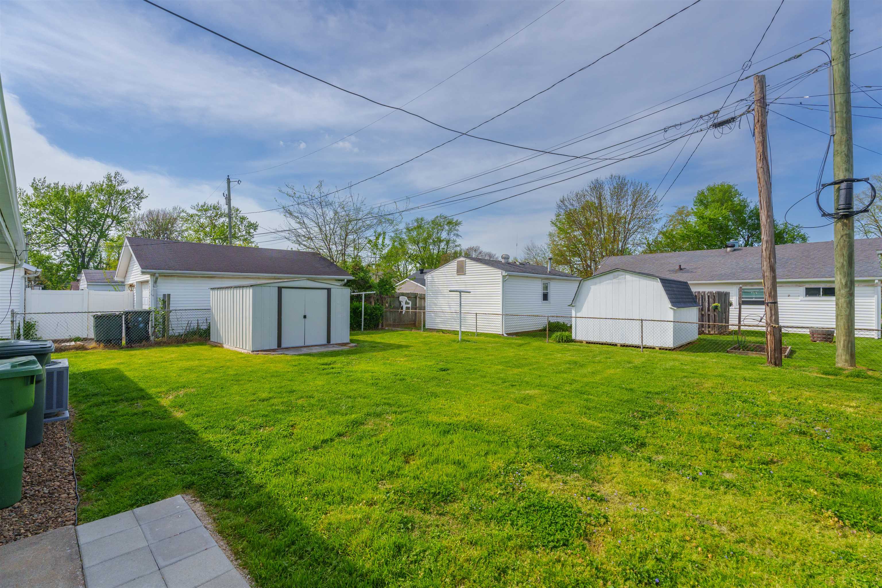 521 Tampa Drive, Owensboro, Kentucky 42303, 3 Bedrooms Bedrooms, ,1 BathroomBathrooms,Single Family Residence,For Sale,Tampa Drive,89439