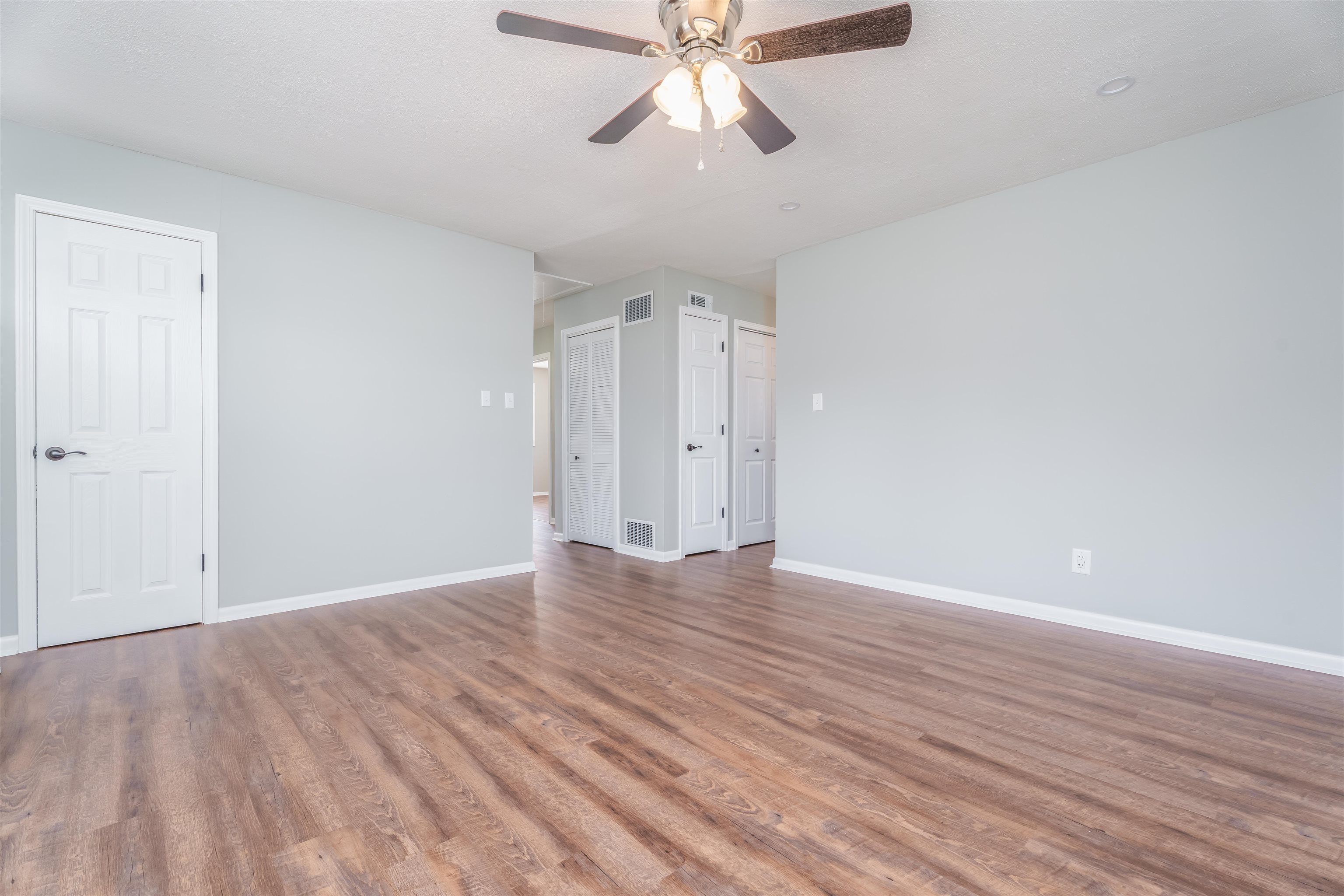 521 Tampa Drive, Owensboro, Kentucky 42303, 3 Bedrooms Bedrooms, ,1 BathroomBathrooms,Single Family Residence,For Sale,Tampa Drive,89439