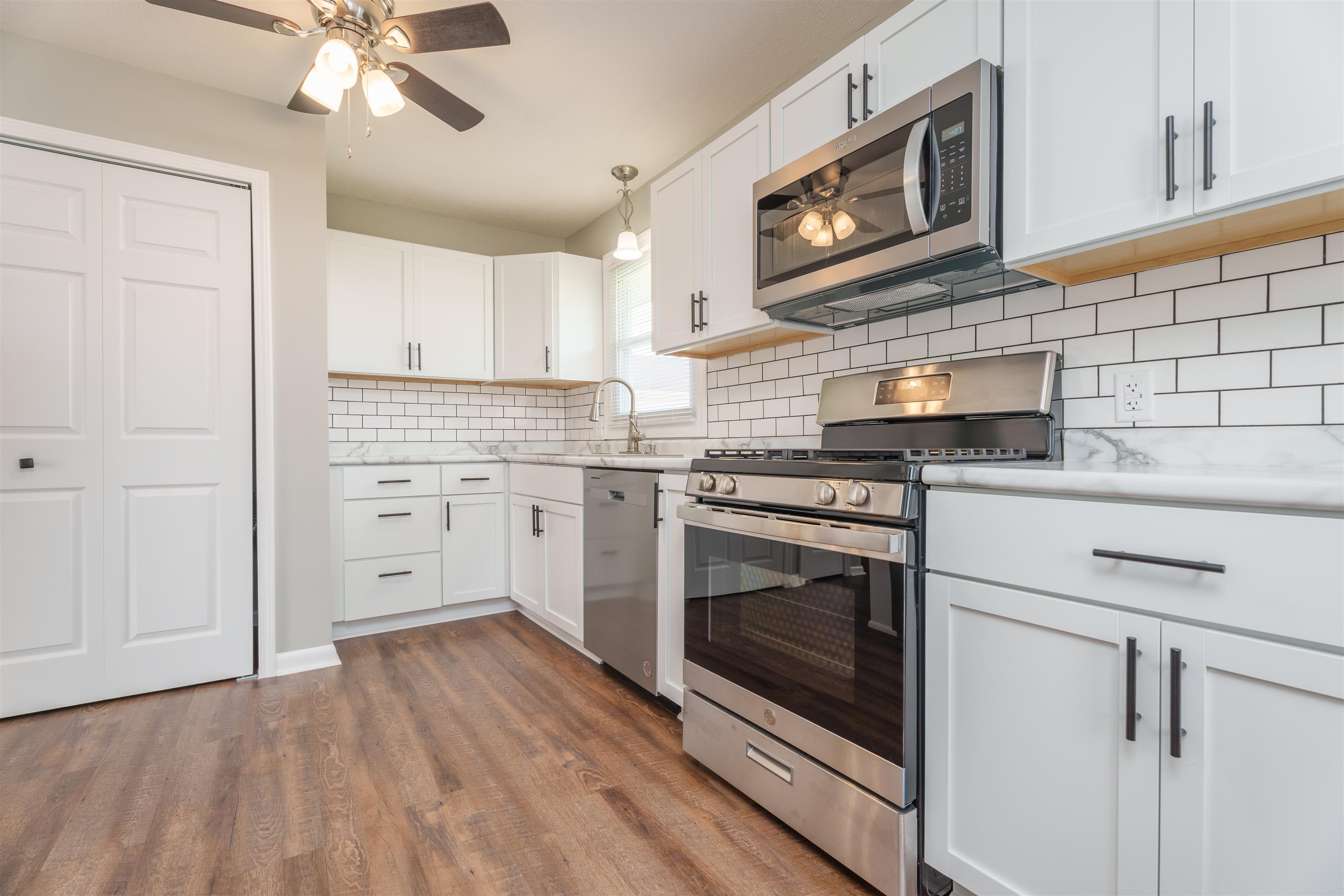 521 Tampa Drive, Owensboro, Kentucky 42303, 3 Bedrooms Bedrooms, ,1 BathroomBathrooms,Single Family Residence,For Sale,Tampa Drive,89439