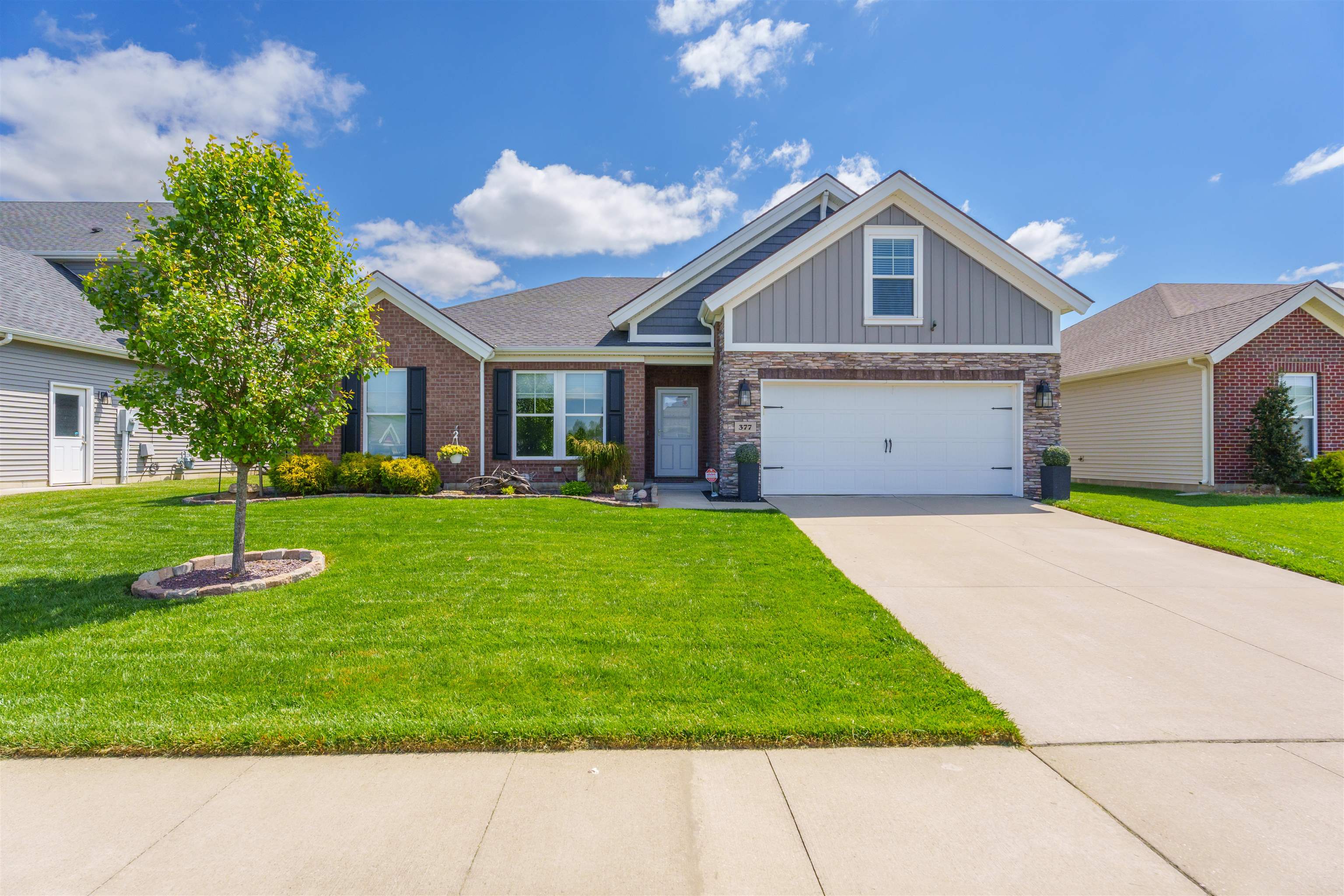 377 Brixton Dr, Owensboro, Kentucky 42301, 3 Bedrooms Bedrooms, ,2 BathroomsBathrooms,Single Family Residence,For Sale,Brixton Dr,89440