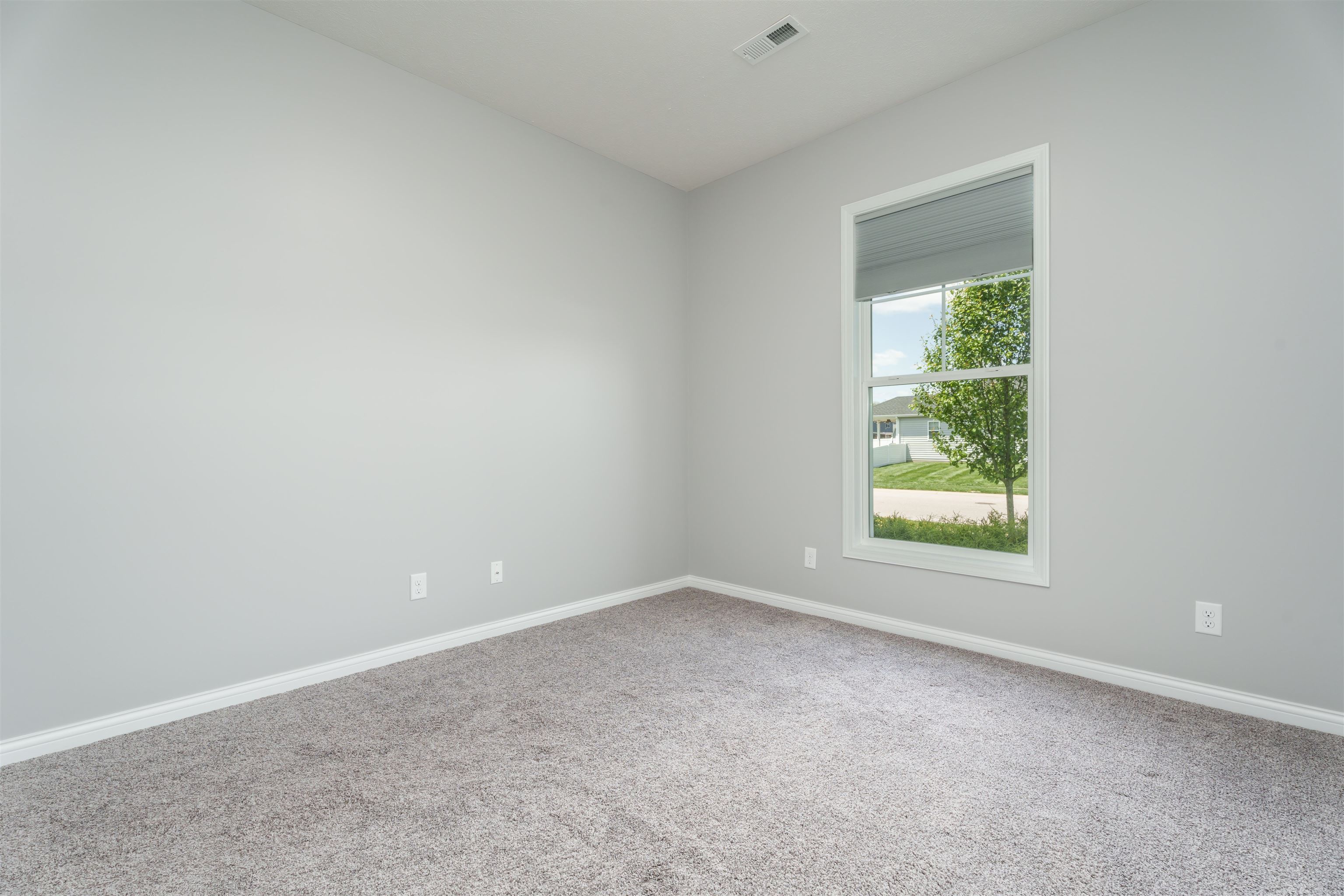 377 Brixton Dr, Owensboro, Kentucky 42301, 3 Bedrooms Bedrooms, ,2 BathroomsBathrooms,Single Family Residence,For Sale,Brixton Dr,89440