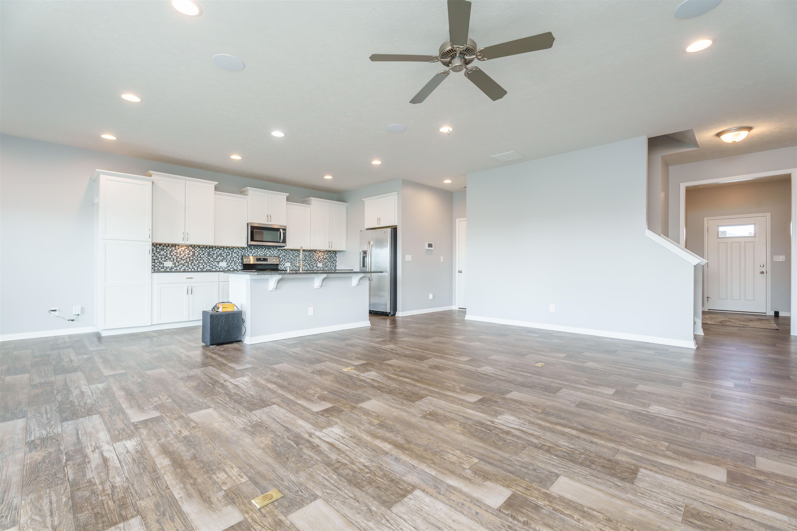 377 Brixton Dr, Owensboro, Kentucky 42301, 3 Bedrooms Bedrooms, ,2 BathroomsBathrooms,Single Family Residence,For Sale,Brixton Dr,89440