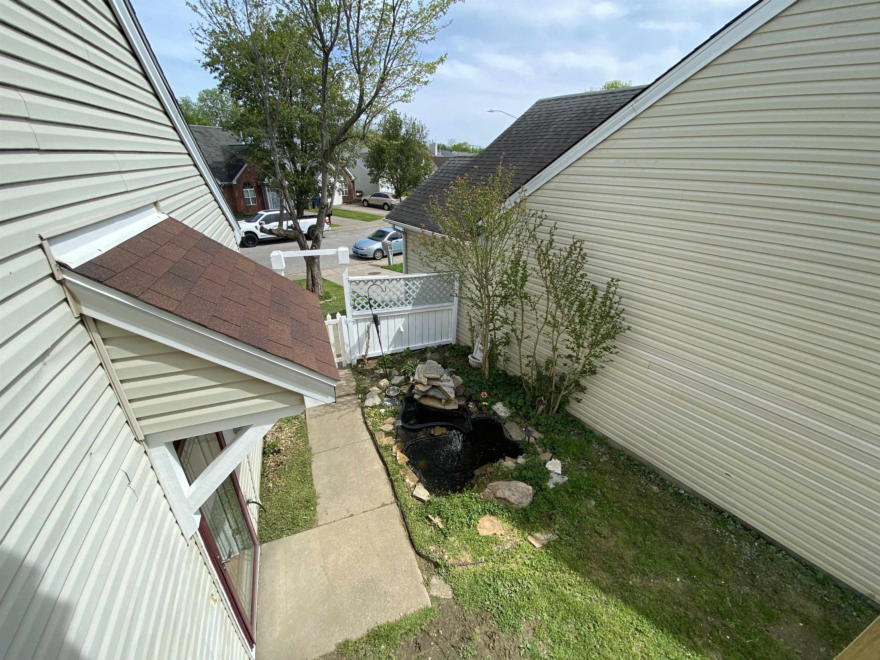 930 Millcreek Dr, Henderson, Kentucky 42420, 3 Bedrooms Bedrooms, ,2 BathroomsBathrooms,Single Family Residence,For Sale,Millcreek Dr,89441