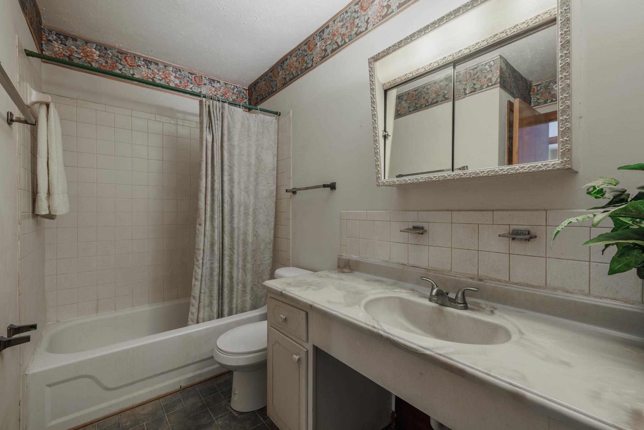1355 Lincoln Road, Lewisport, Kentucky 42351, 3 Bedrooms Bedrooms, ,1 BathroomBathrooms,Single Family Residence,For Sale,Lincoln Road,89442