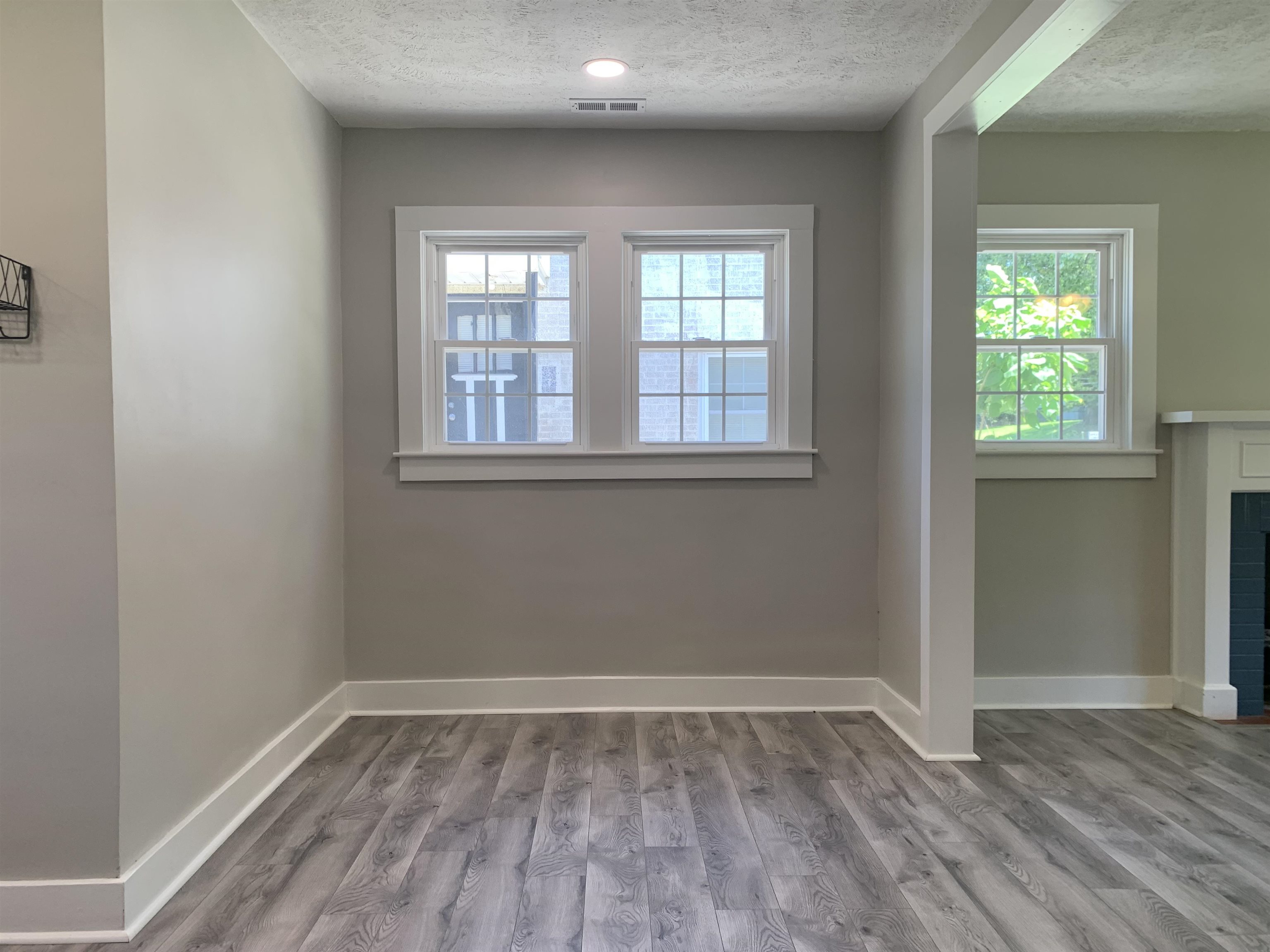 1809 Parrish Ave, Owensboro, Kentucky 42301, 2 Bedrooms Bedrooms, ,1 BathroomBathrooms,Single Family Residence,For Sale,Parrish Ave,89455