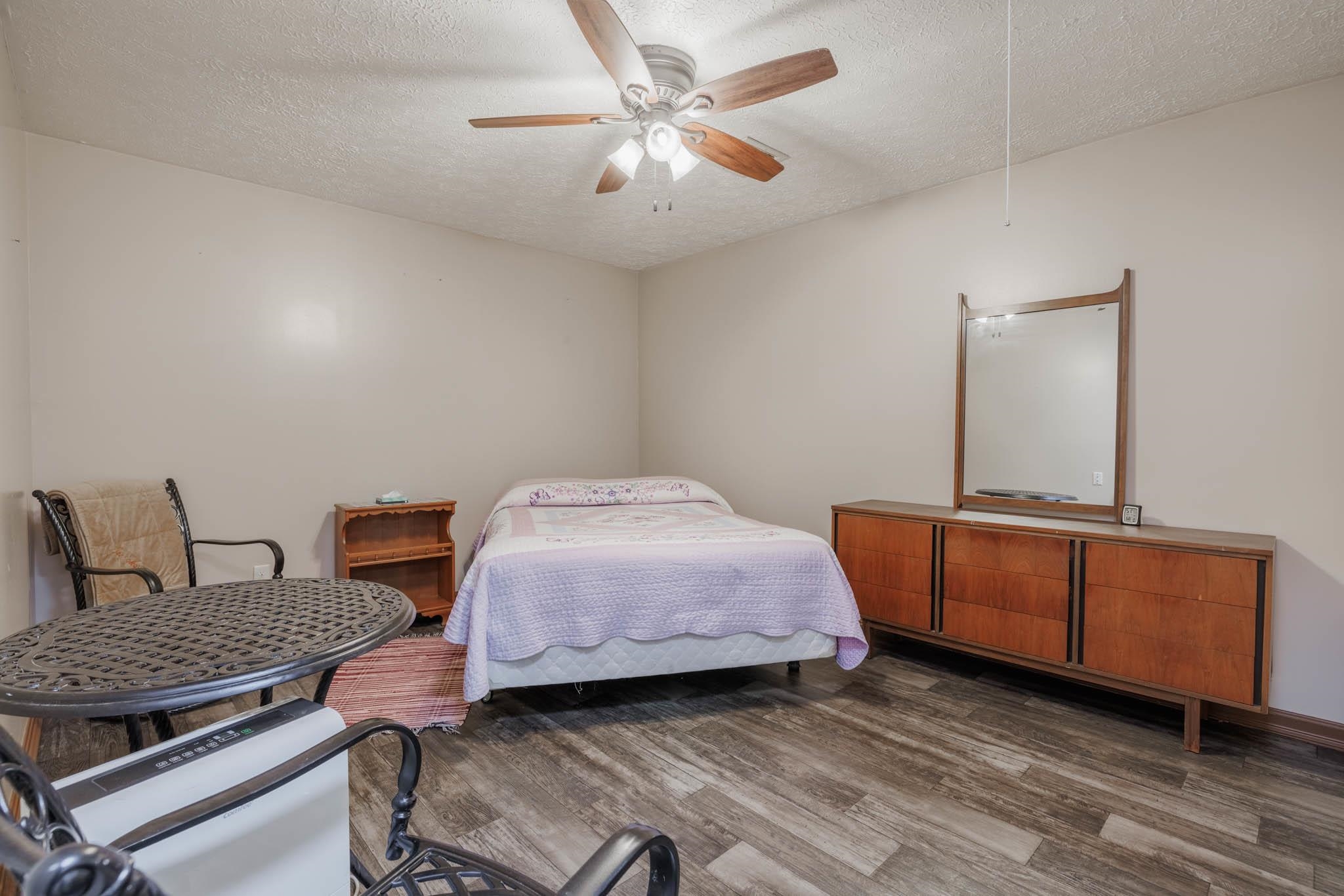 1000 Middle Patesville Road, Hawesville, Kentucky 42348, 3 Bedrooms Bedrooms, ,2 BathroomsBathrooms,Single Family Residence,For Sale,Middle Patesville Road,89465