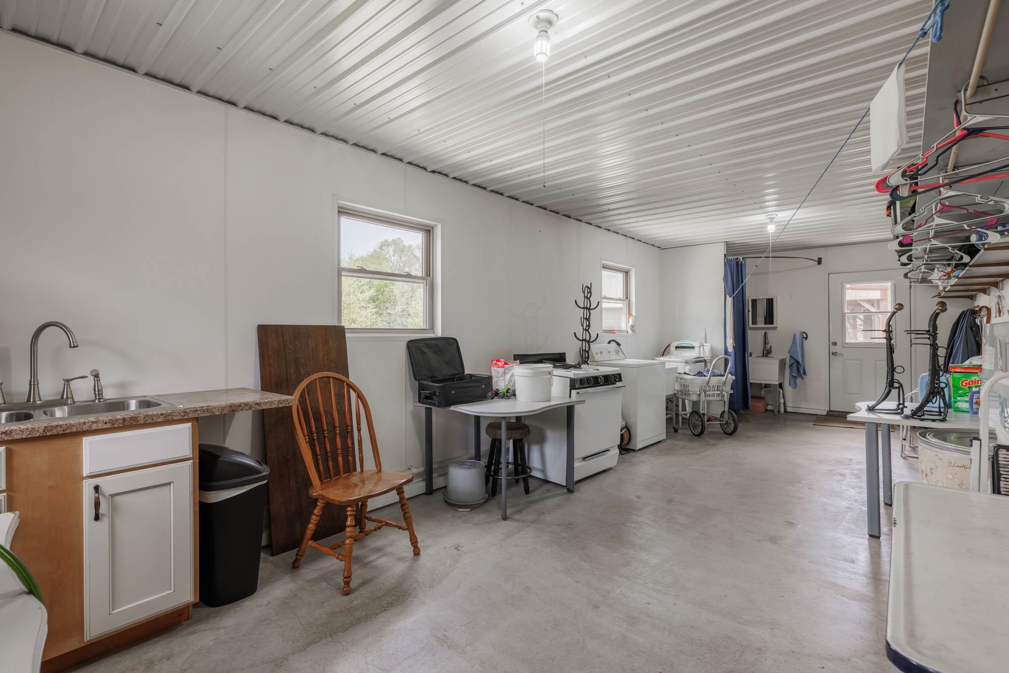 1000 Middle Patesville Road, Hawesville, Kentucky 42348, 3 Bedrooms Bedrooms, ,2 BathroomsBathrooms,Single Family Residence,For Sale,Middle Patesville Road,89465