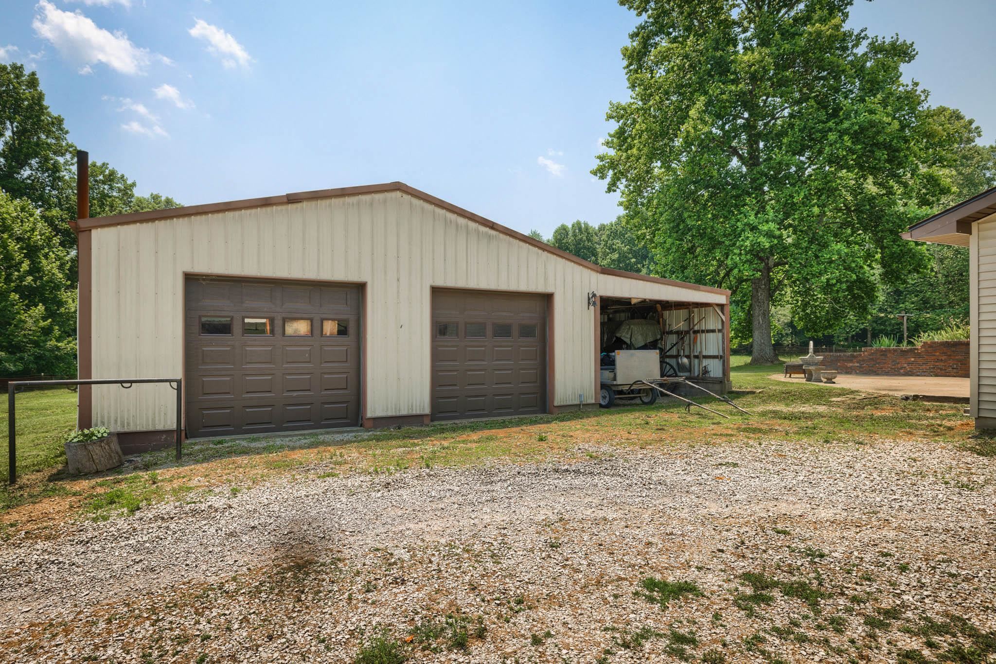 1000 Middle Patesville Road, Hawesville, Kentucky 42348, 3 Bedrooms Bedrooms, ,2 BathroomsBathrooms,Single Family Residence,For Sale,Middle Patesville Road,89465