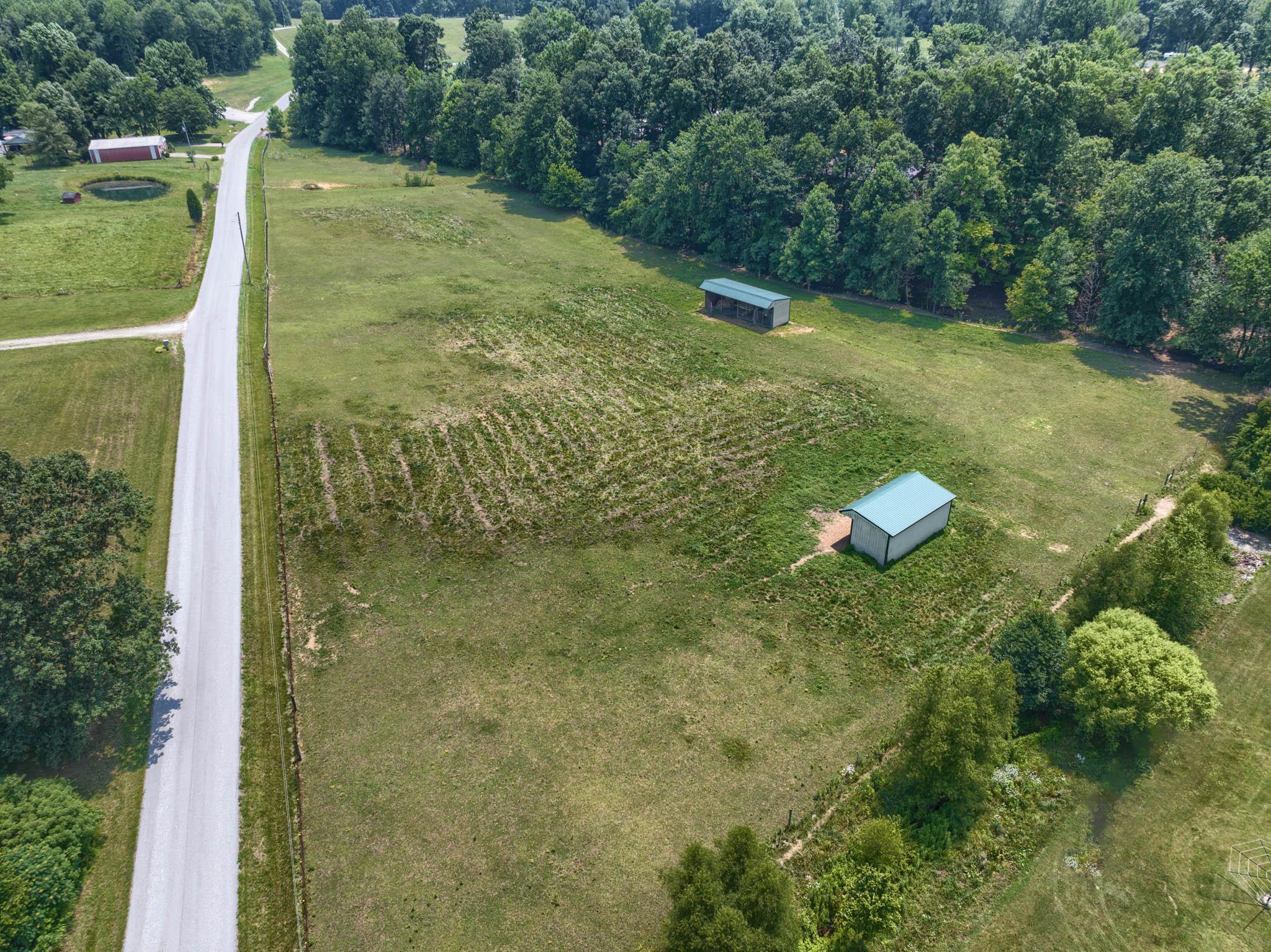 1000 Middle Patesville Road, Hawesville, Kentucky 42348, 3 Bedrooms Bedrooms, ,2 BathroomsBathrooms,Single Family Residence,For Sale,Middle Patesville Road,89465