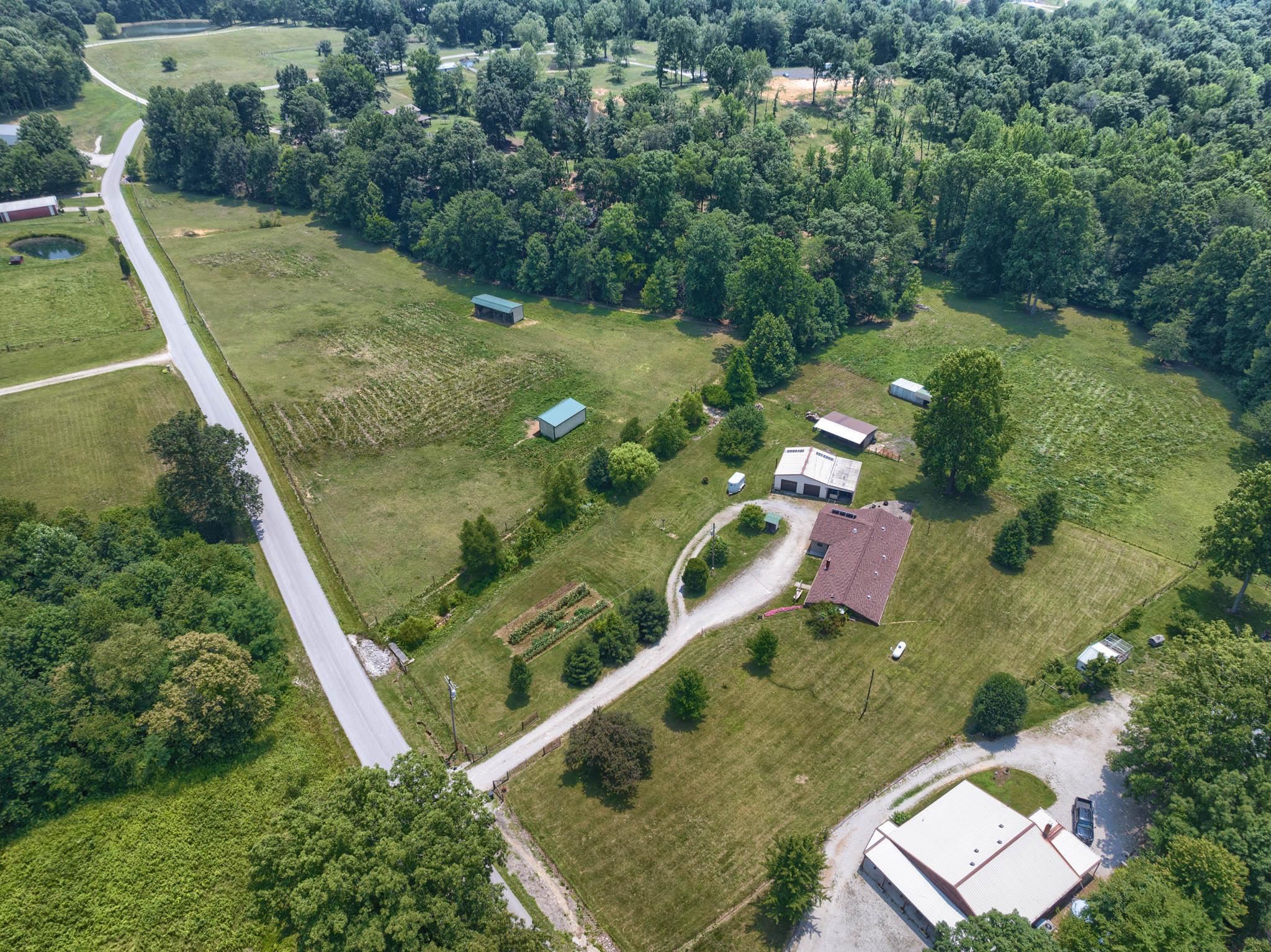 1000 Middle Patesville Road, Hawesville, Kentucky 42348, 3 Bedrooms Bedrooms, ,2 BathroomsBathrooms,Single Family Residence,For Sale,Middle Patesville Road,89465