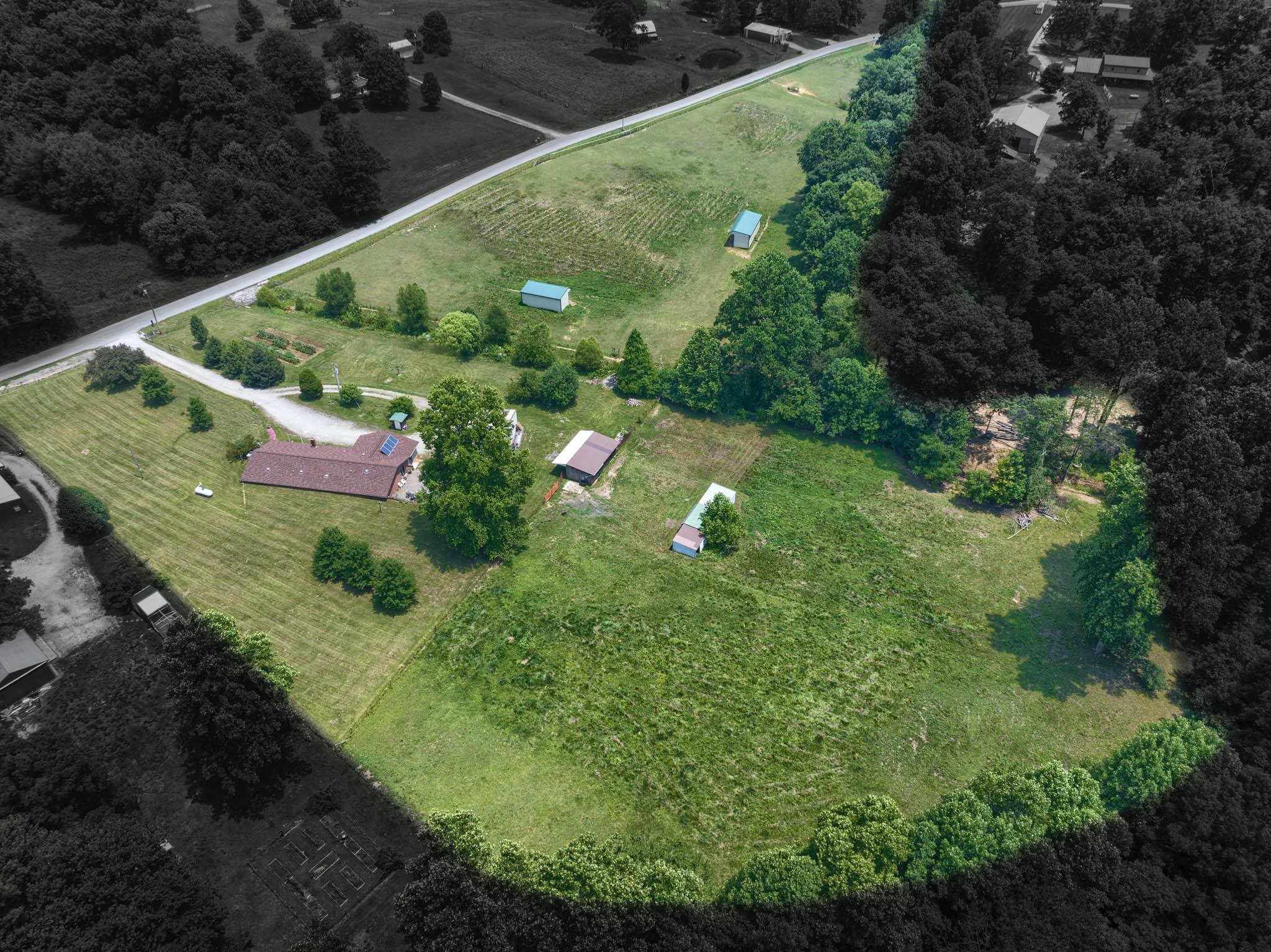 1000 Middle Patesville Road, Hawesville, Kentucky 42348, 3 Bedrooms Bedrooms, ,2 BathroomsBathrooms,Single Family Residence,For Sale,Middle Patesville Road,89465