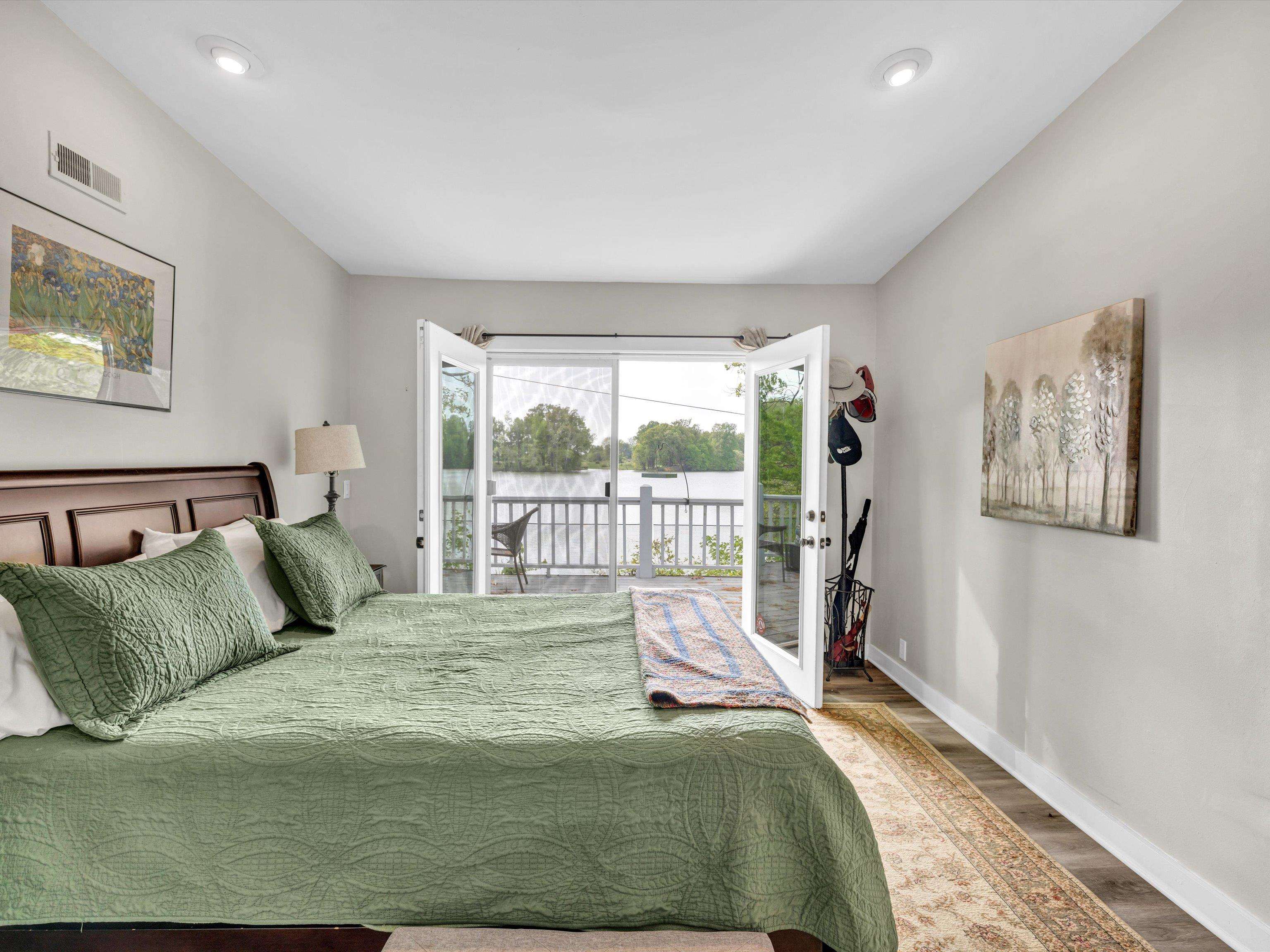 1066 Peninsula Ct, Maceo, Kentucky 42355, 2 Bedrooms Bedrooms, ,1 BathroomBathrooms,Single Family Residence,For Sale,Peninsula Ct,89499