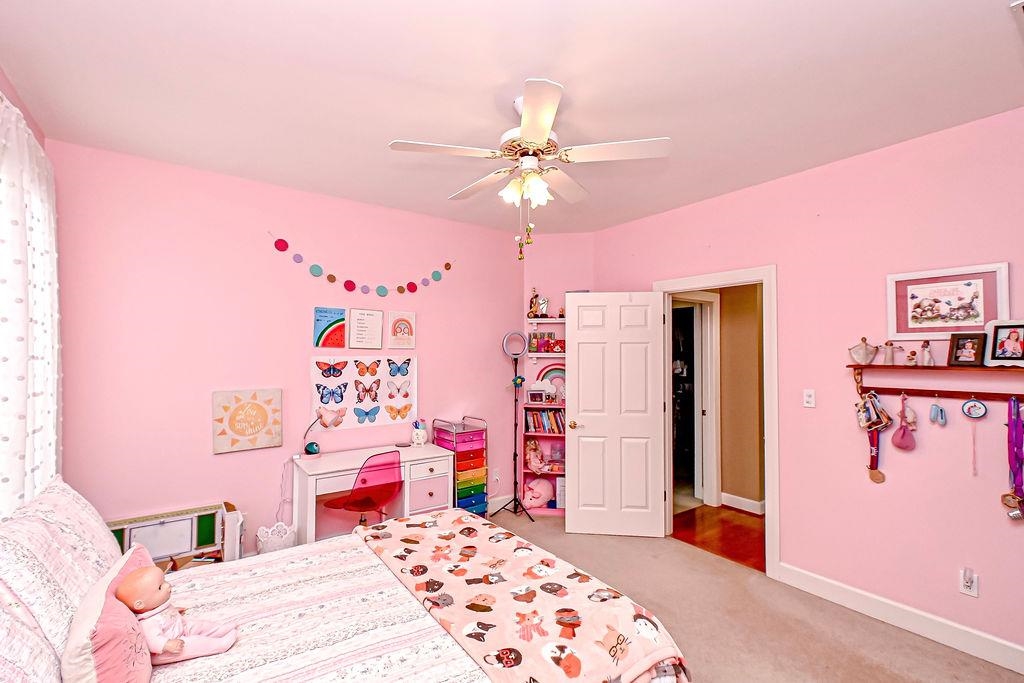 6719 Barcroft Drive, Owensboro, Kentucky 42303, 5 Bedrooms Bedrooms, ,3 BathroomsBathrooms,Single Family Residence,For Sale,Barcroft Drive,89500