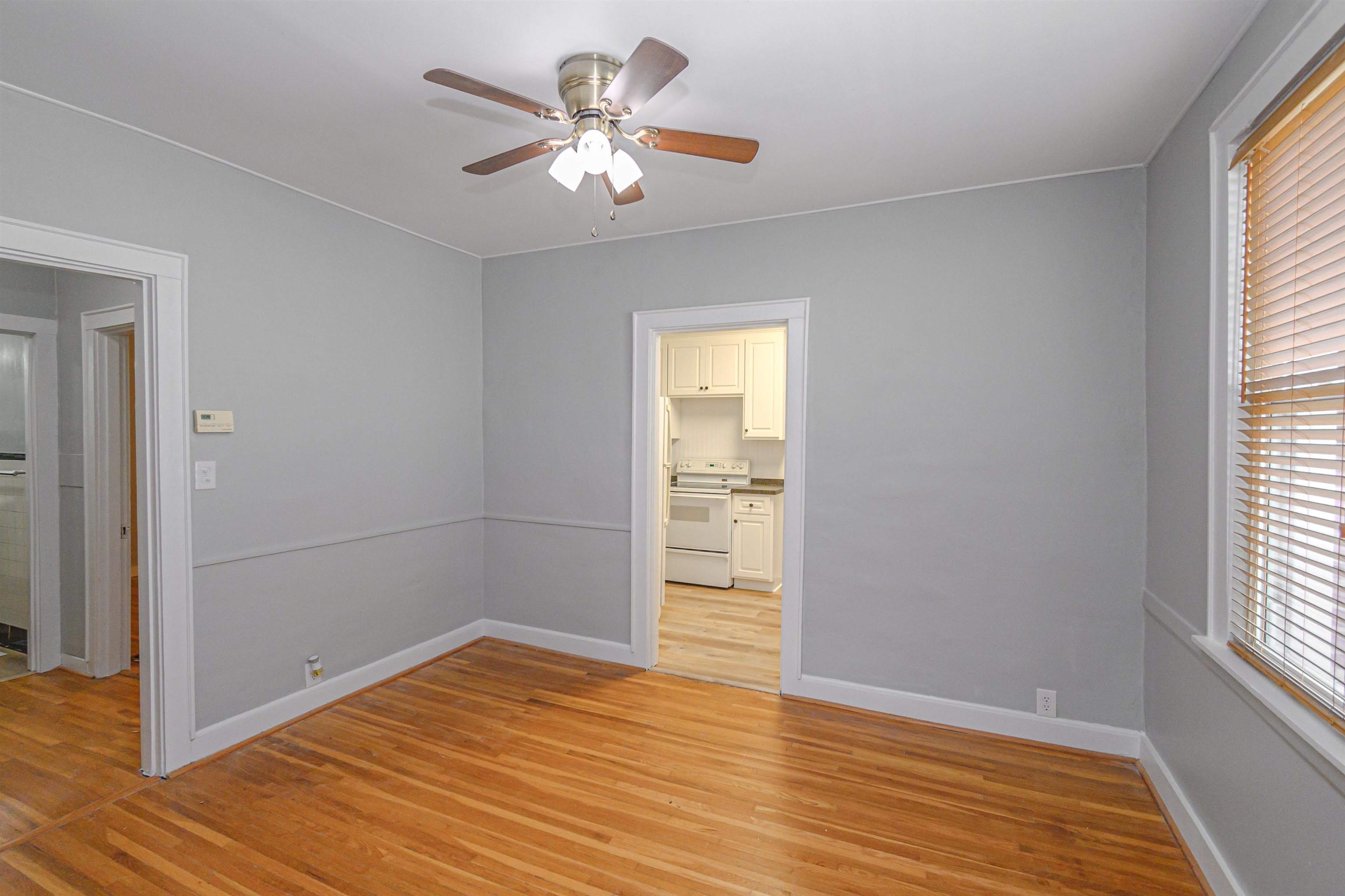 104 25th Street, Owensboro, Kentucky 42303, 3 Bedrooms Bedrooms, ,1 BathroomBathrooms,Single Family Residence,For Sale,25th Street,89501