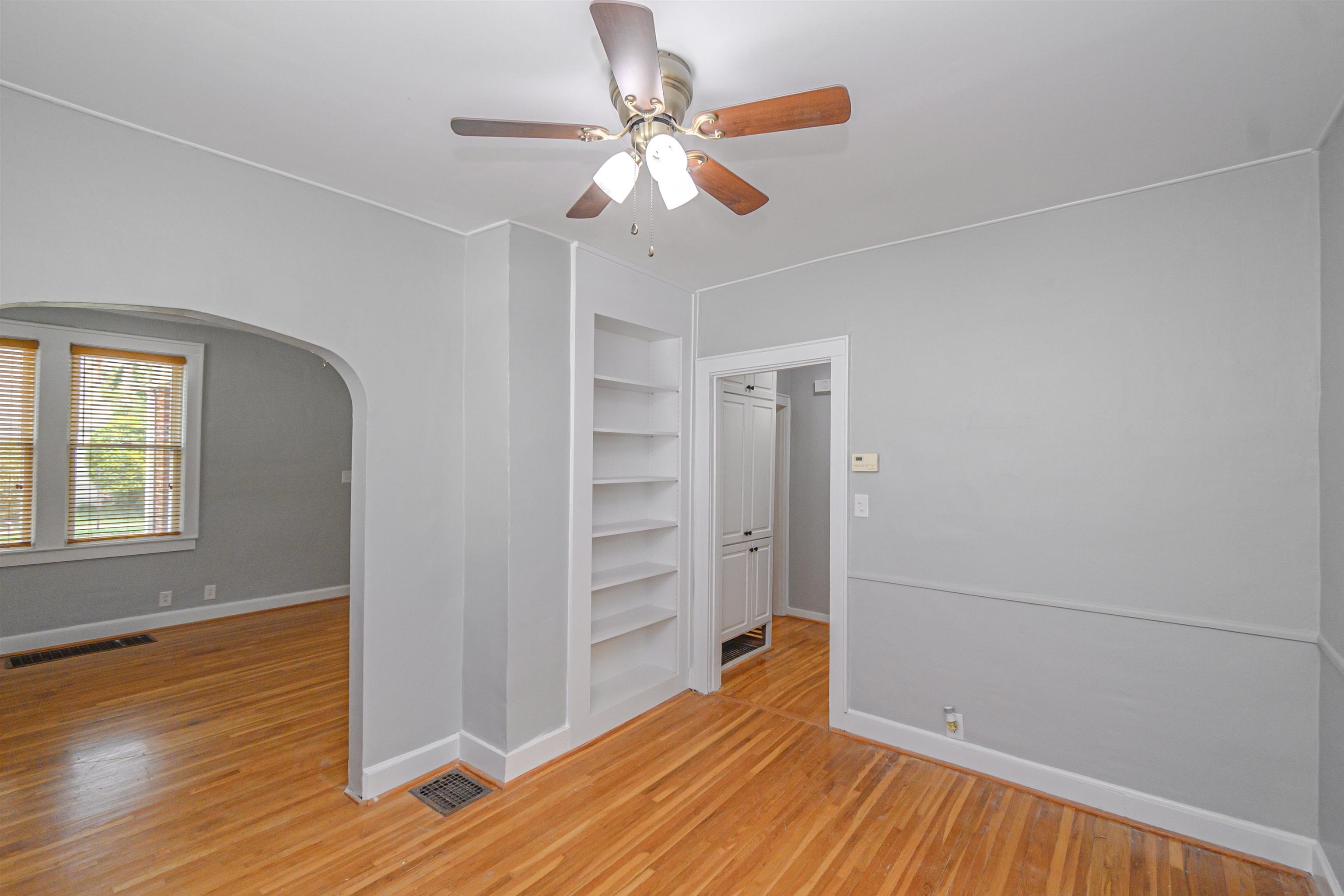 104 25th Street, Owensboro, Kentucky 42303, 3 Bedrooms Bedrooms, ,1 BathroomBathrooms,Single Family Residence,For Sale,25th Street,89501