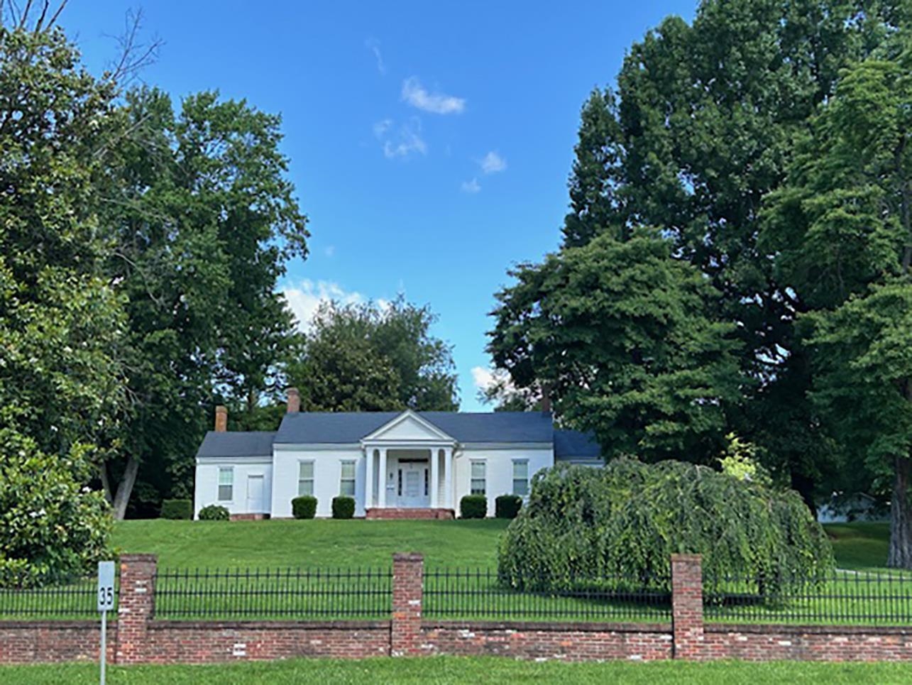 1005 Green Street, Henderson, Kentucky 42420-0000, 3 Bedrooms Bedrooms, ,3 BathroomsBathrooms,Ranch,For Sale,Green Street,89502