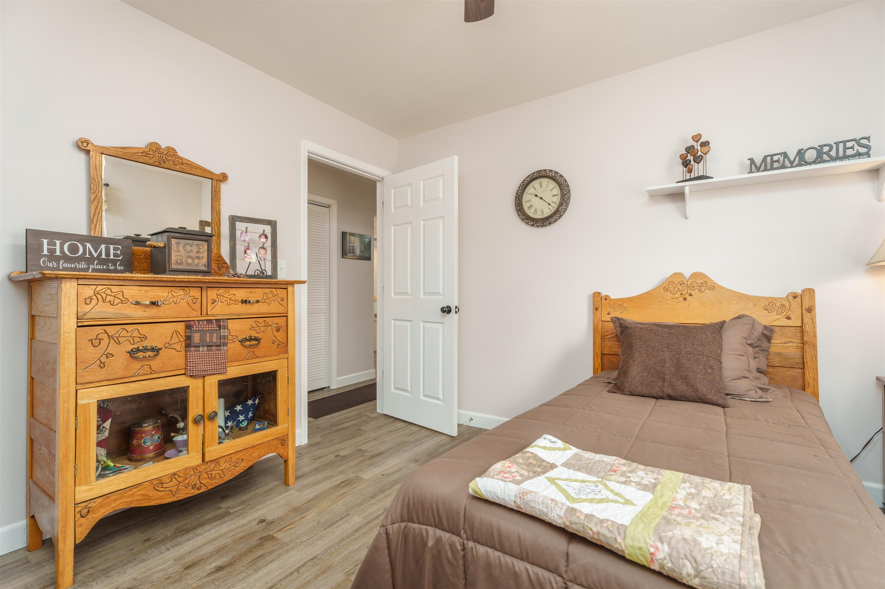 1525 Tamarack Rd, Owensboro, Kentucky 42301, 3 Bedrooms Bedrooms, ,2 BathroomsBathrooms,Single Family Residence,For Sale,Tamarack Rd,89503