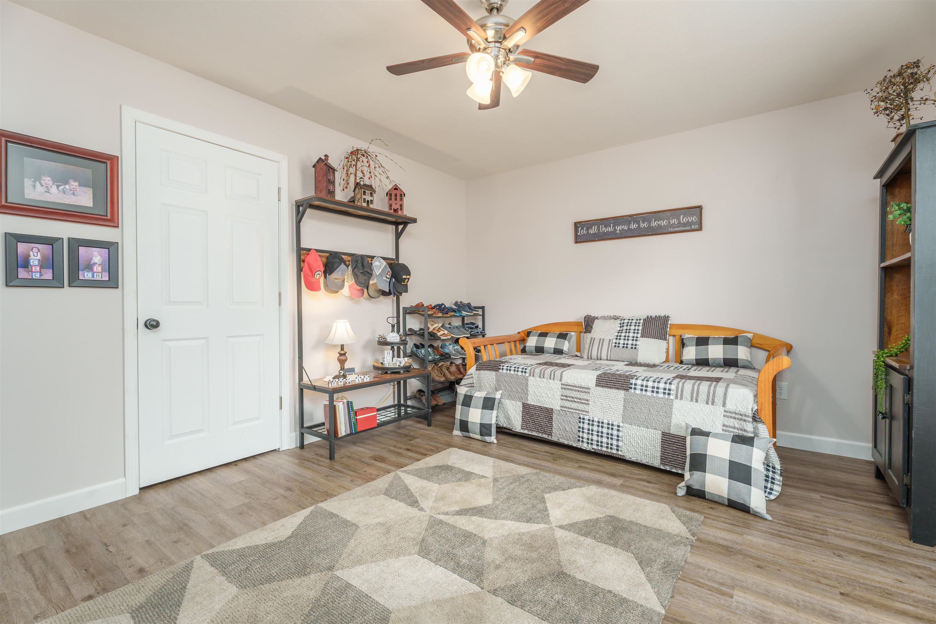 1525 Tamarack Rd, Owensboro, Kentucky 42301, 3 Bedrooms Bedrooms, ,2 BathroomsBathrooms,Single Family Residence,For Sale,Tamarack Rd,89503