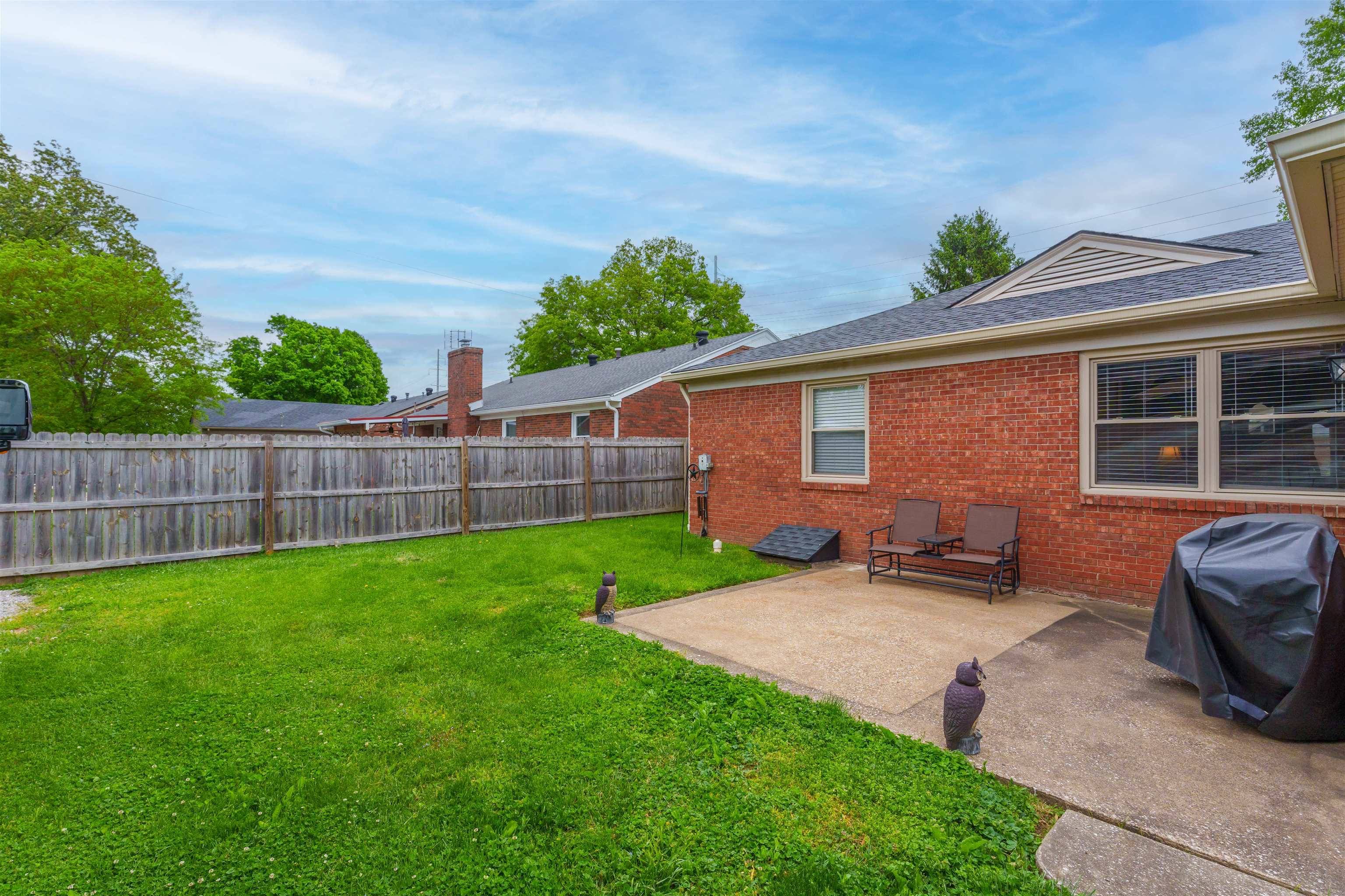 1525 Tamarack Rd, Owensboro, Kentucky 42301, 3 Bedrooms Bedrooms, ,2 BathroomsBathrooms,Single Family Residence,For Sale,Tamarack Rd,89503