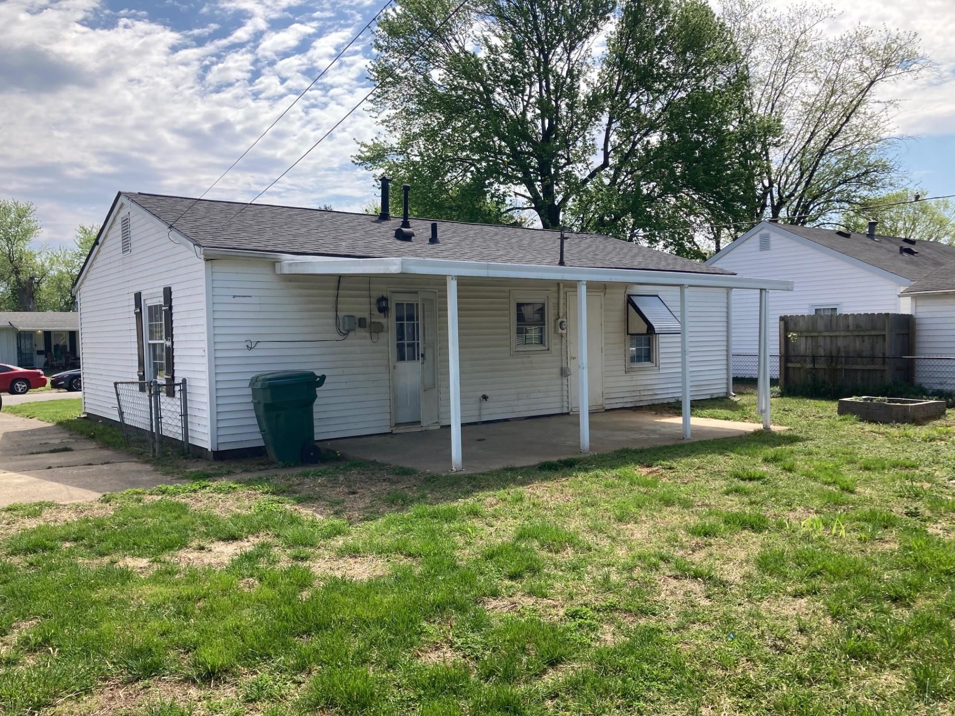678 Greenbriar St., Owensboro, Kentucky 42301, 3 Bedrooms Bedrooms, ,1 BathroomBathrooms,Single Family Residence,For Sale,Greenbriar St.,89509