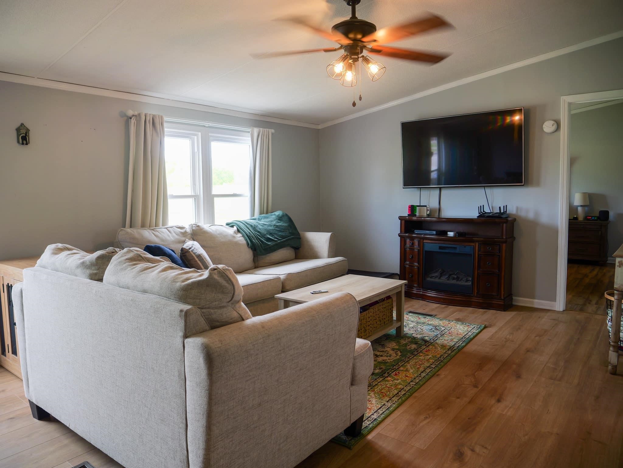 360 Meadowlark Dr, Calhoun, Kentucky 42327, 3 Bedrooms Bedrooms, ,2 BathroomsBathrooms,Single Family Residence,For Sale,Meadowlark Dr,89524