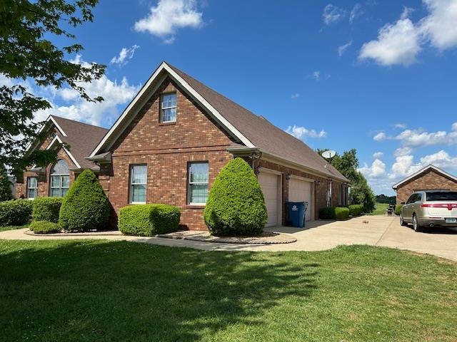 2601 Hayden Rd, Owensboro, Kentucky 42303, 3 Bedrooms Bedrooms, ,2 BathroomsBathrooms,Single Family Residence,For Sale,Hayden Rd,89525