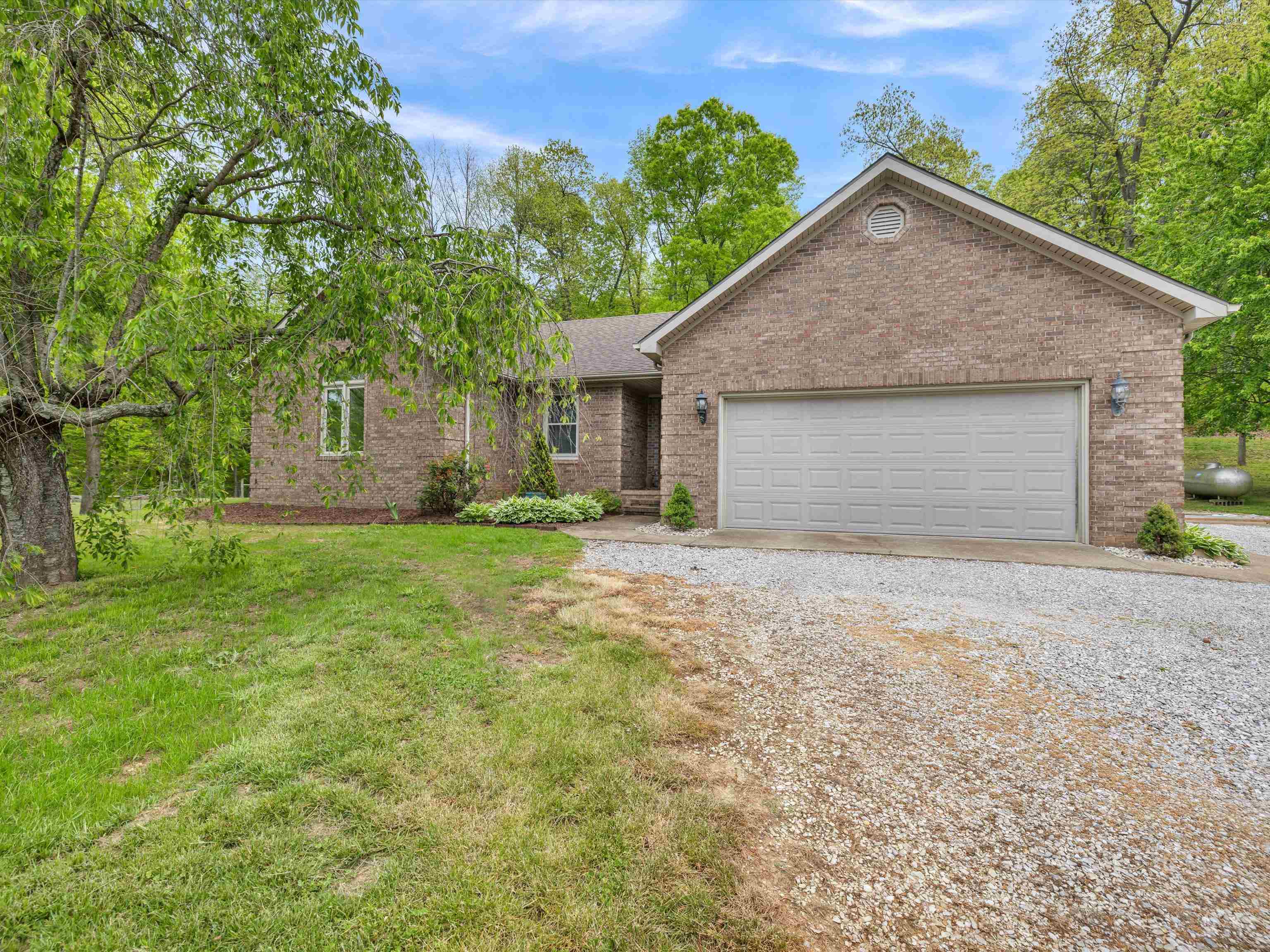 8464 Kentucky 764, Whitesville, Kentucky 42378, 3 Bedrooms Bedrooms, ,2 BathroomsBathrooms,Single Family Residence,For Sale,Kentucky 764,89528