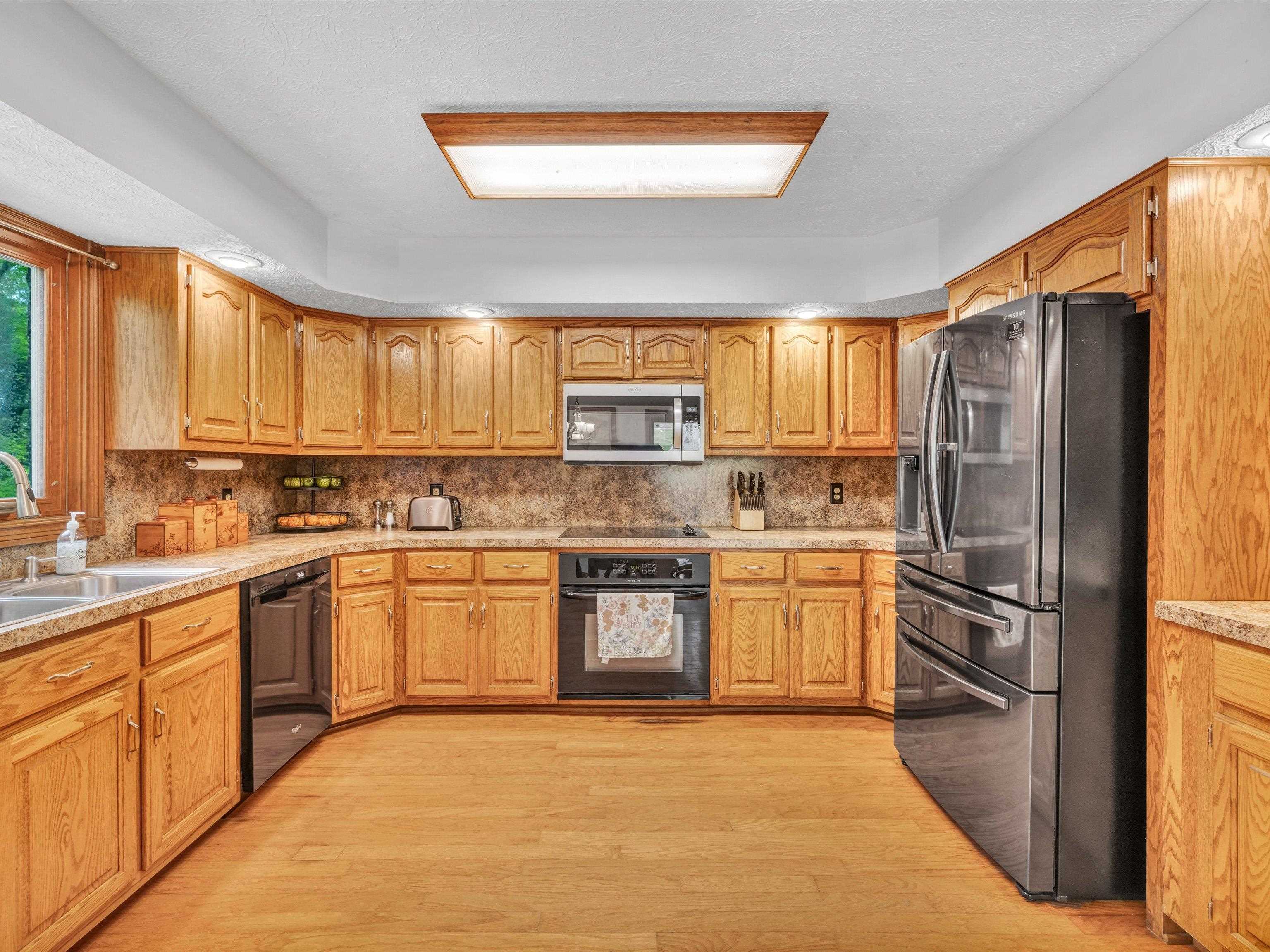 8464 Kentucky 764, Whitesville, Kentucky 42378, 3 Bedrooms Bedrooms, ,2 BathroomsBathrooms,Single Family Residence,For Sale,Kentucky 764,89528