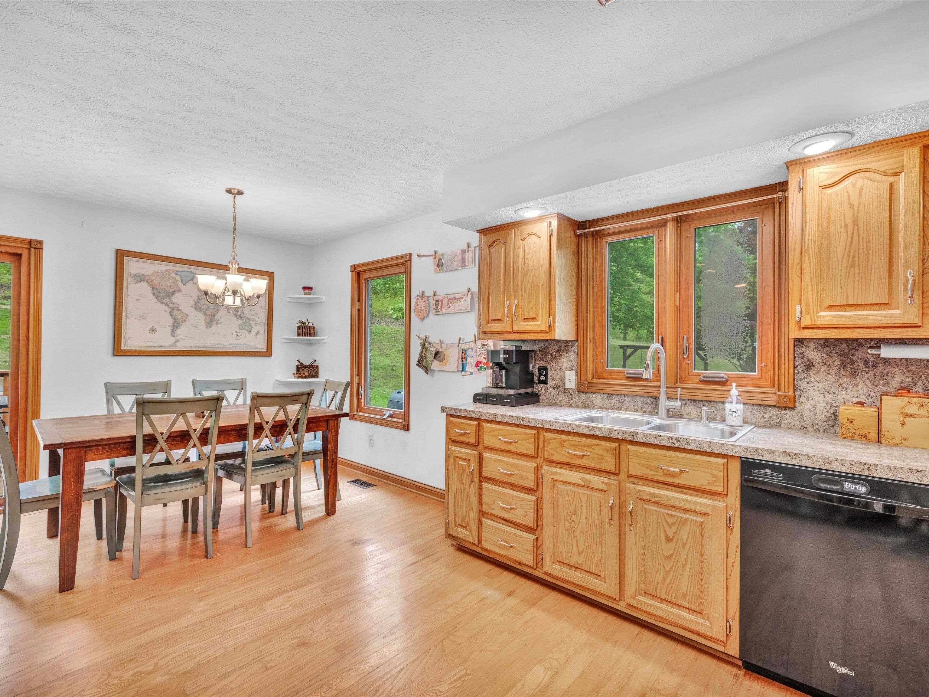 8464 Kentucky 764, Whitesville, Kentucky 42378, 3 Bedrooms Bedrooms, ,2 BathroomsBathrooms,Single Family Residence,For Sale,Kentucky 764,89528