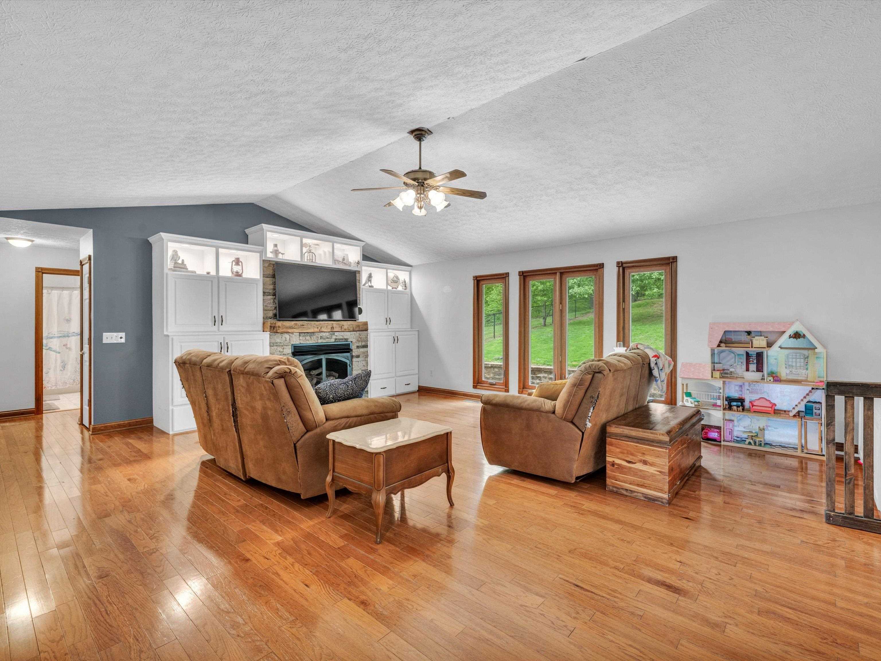 8464 Kentucky 764, Whitesville, Kentucky 42378, 3 Bedrooms Bedrooms, ,2 BathroomsBathrooms,Single Family Residence,For Sale,Kentucky 764,89528