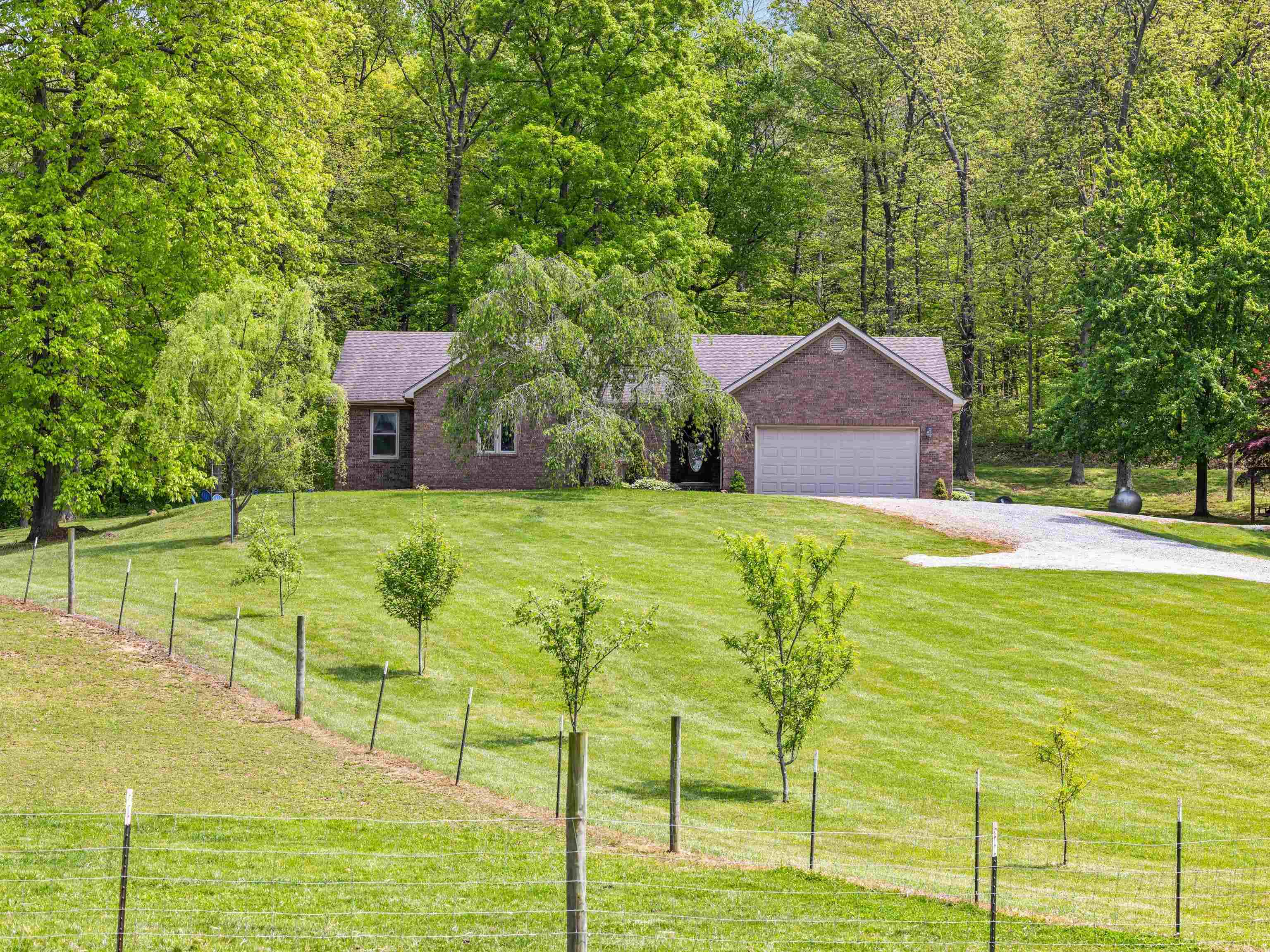 8464 Kentucky 764, Whitesville, Kentucky 42378, 3 Bedrooms Bedrooms, ,2 BathroomsBathrooms,Single Family Residence,For Sale,Kentucky 764,89528
