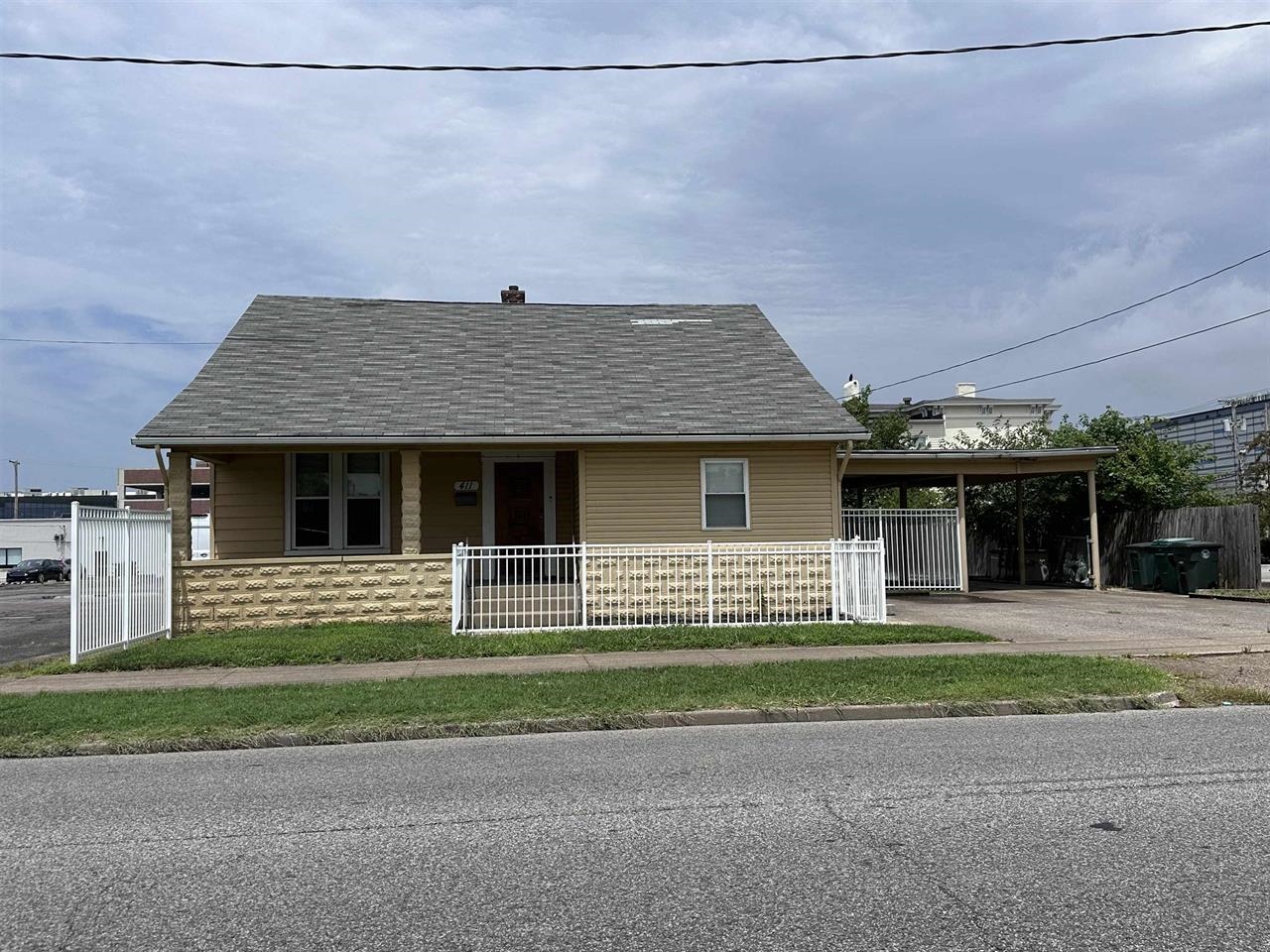 411 W 4TH ST, Owensboro, Kentucky 42301, ,Business,For Sale,W 4TH ST,89539