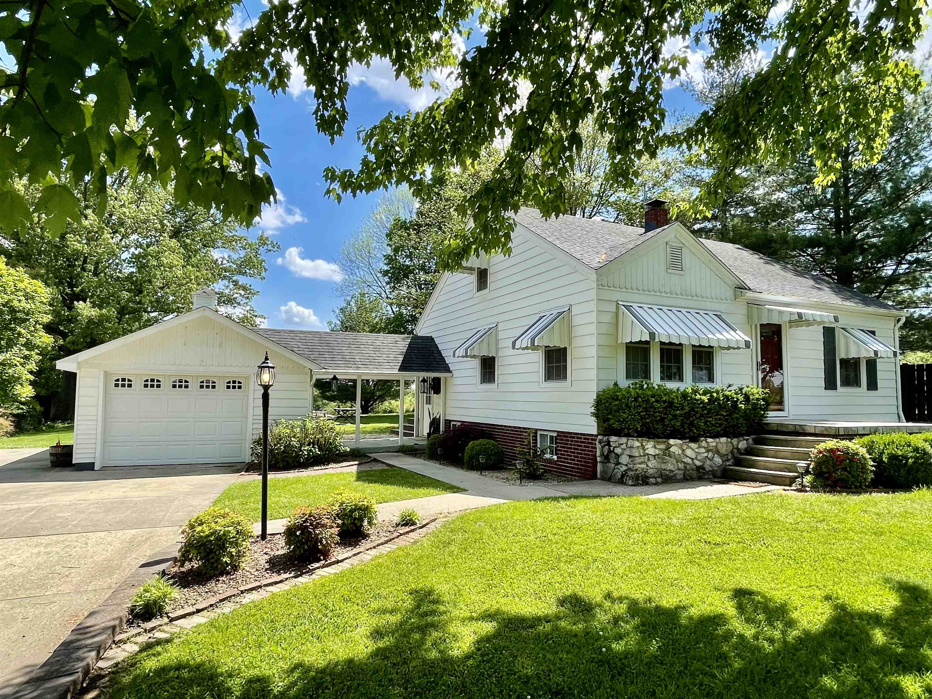 6014 Old Hwy 54, Philpot, Kentucky 42366, 2 Bedrooms Bedrooms, ,1 BathroomBathrooms,Single Family Residence,For Sale,Old Hwy 54,89542