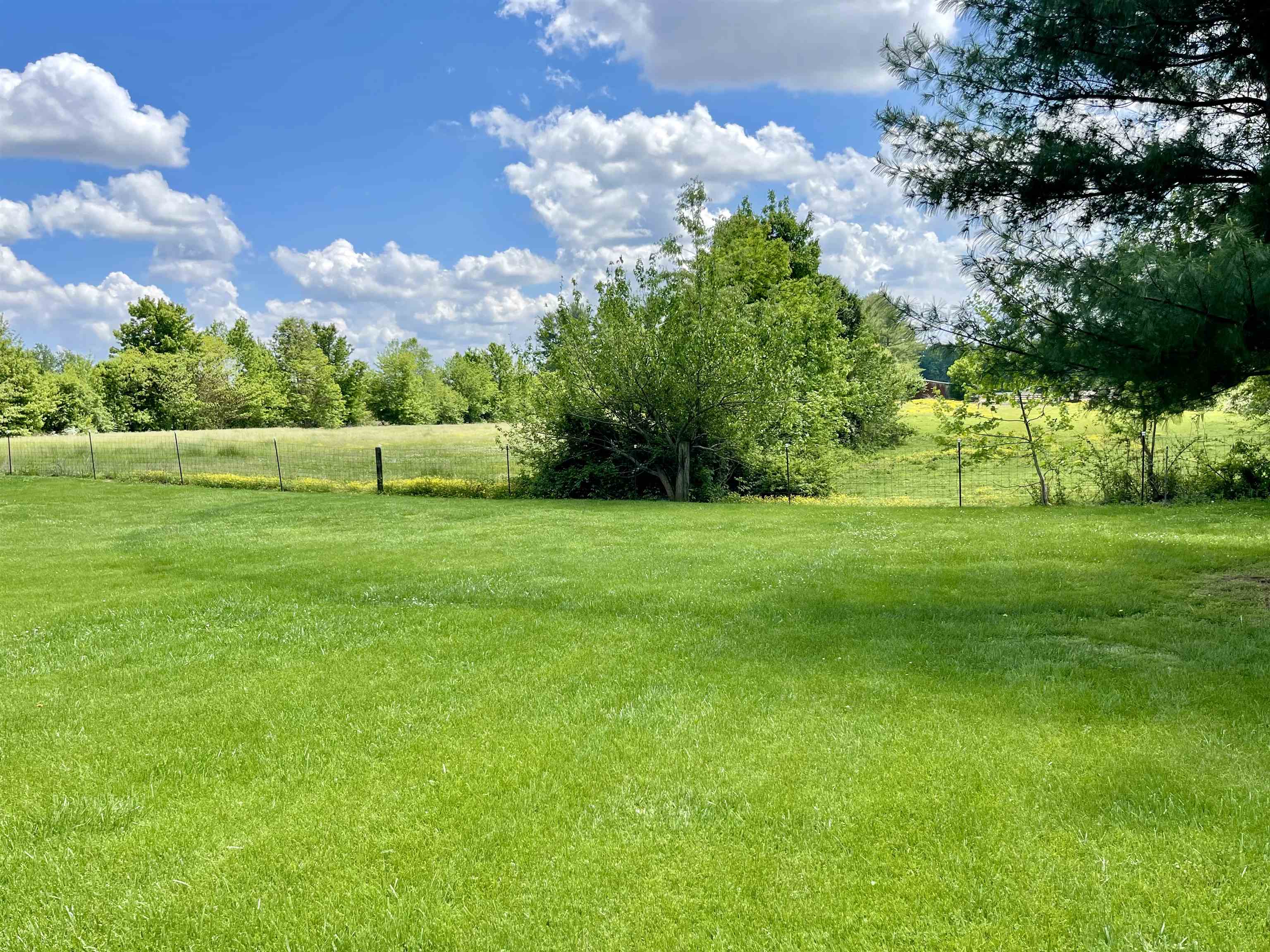 6014 Old Hwy 54, Philpot, Kentucky 42366, 2 Bedrooms Bedrooms, ,1 BathroomBathrooms,Single Family Residence,For Sale,Old Hwy 54,89542