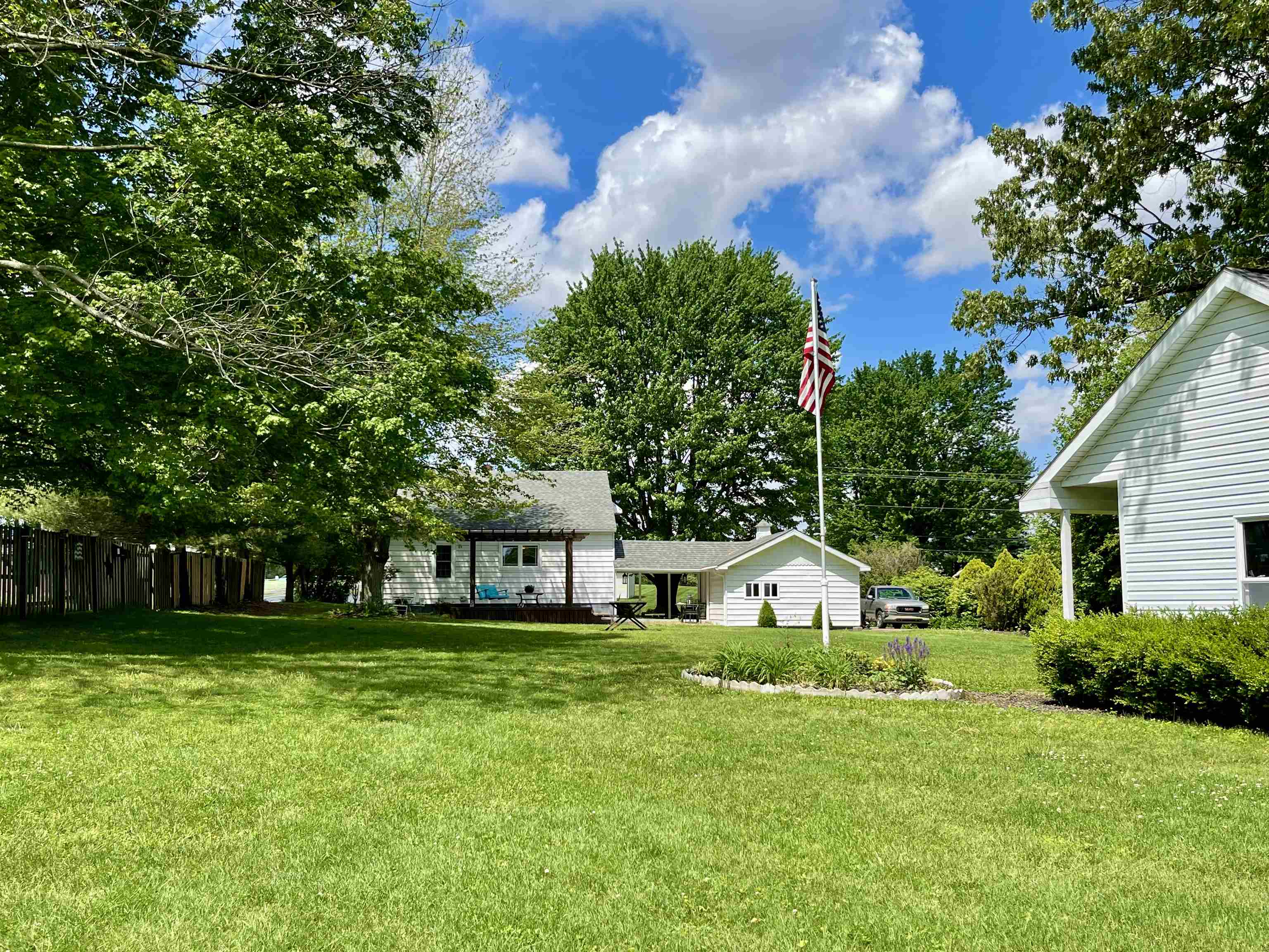 6014 Old Hwy 54, Philpot, Kentucky 42366, 2 Bedrooms Bedrooms, ,1 BathroomBathrooms,Single Family Residence,For Sale,Old Hwy 54,89542