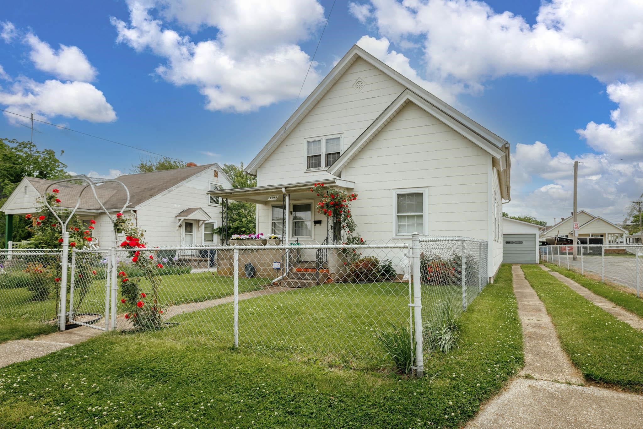 1608 Monarch Ave, Owensboro, Kentucky 42303, 3 Bedrooms Bedrooms, ,1 BathroomBathrooms,Single Family Residence,For Sale,Monarch Ave,89543