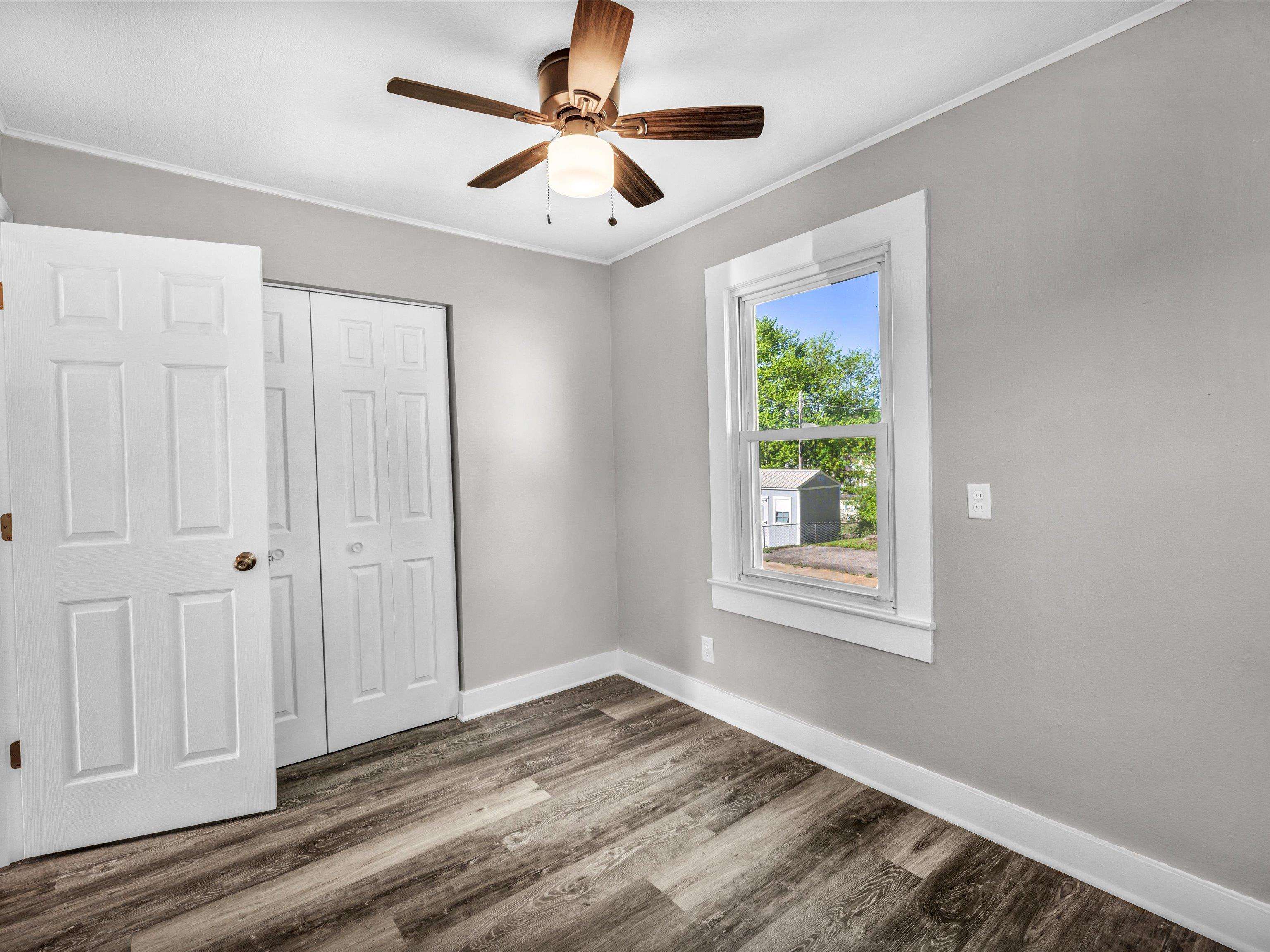2004 Prince Ave, Owensboro, Kentucky 42303, 2 Bedrooms Bedrooms, ,1 BathroomBathrooms,Single Family Residence,For Sale,Prince Ave,89544