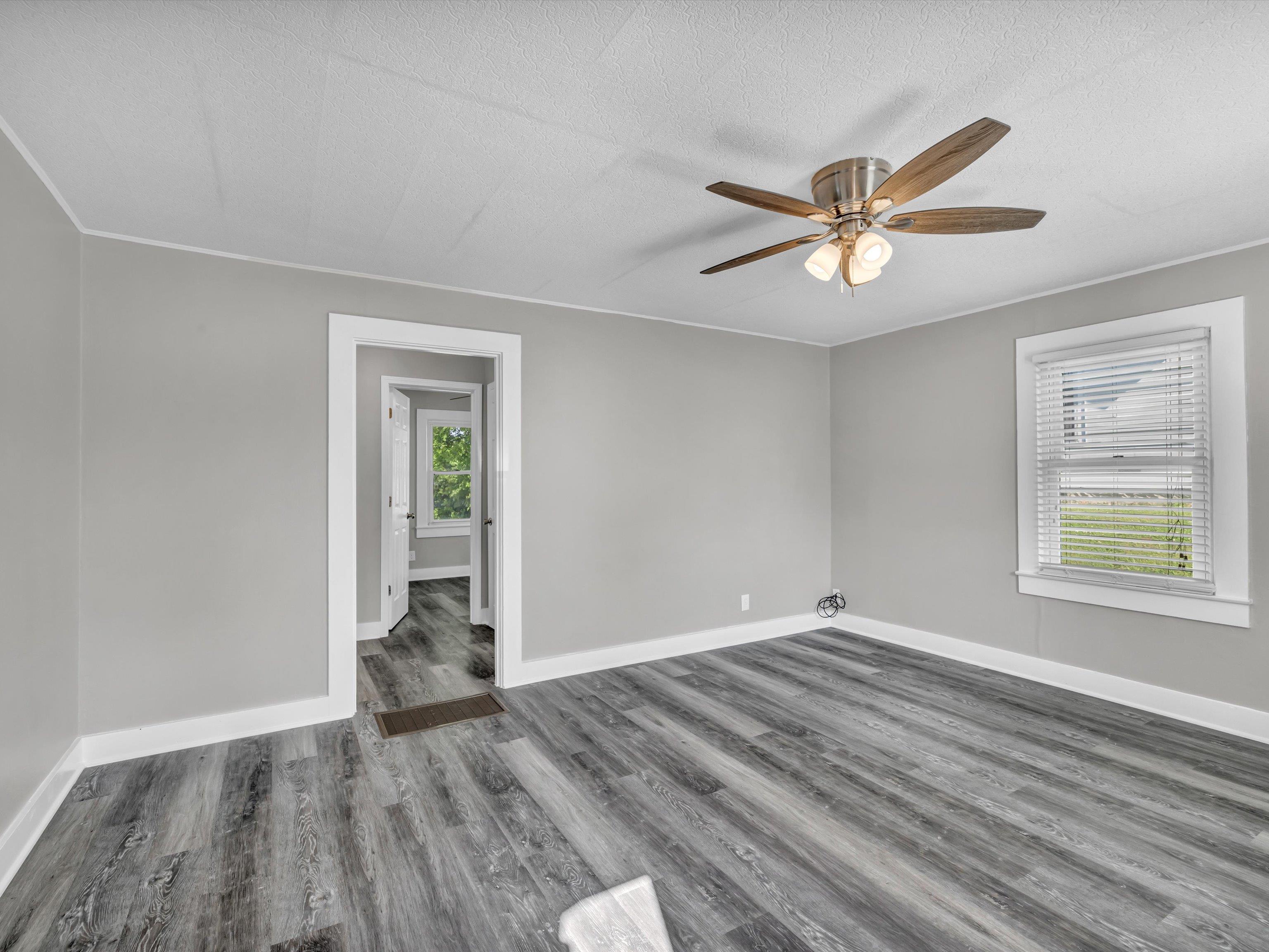2004 Prince Ave, Owensboro, Kentucky 42303, 2 Bedrooms Bedrooms, ,1 BathroomBathrooms,Single Family Residence,For Sale,Prince Ave,89544