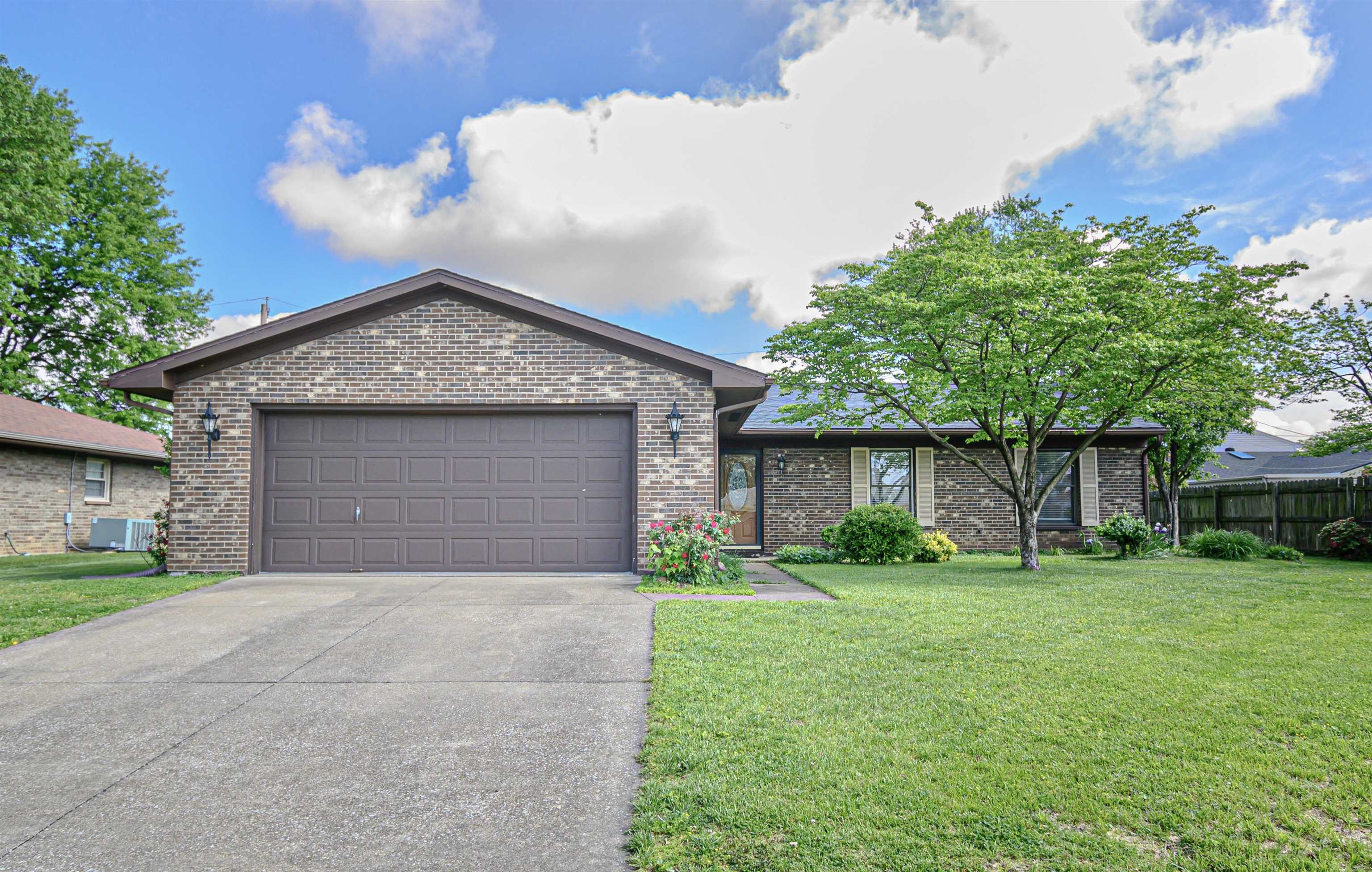 2623 Kingman Loop, Owensboro, Kentucky 42301, 4 Bedrooms Bedrooms, ,2 BathroomsBathrooms,Single Family Residence,For Sale,Kingman Loop,89548