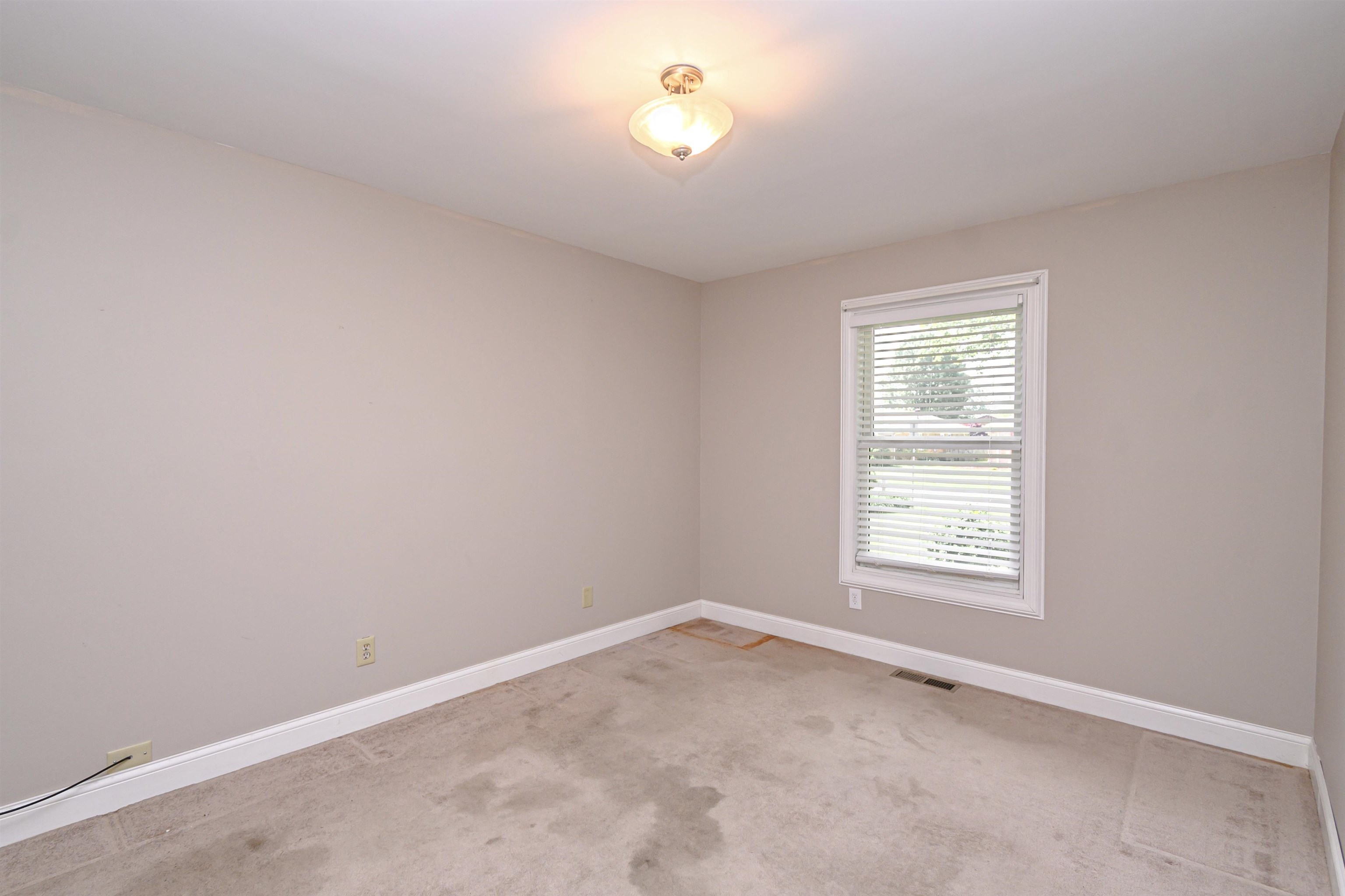 2623 Kingman Loop, Owensboro, Kentucky 42301, 4 Bedrooms Bedrooms, ,2 BathroomsBathrooms,Single Family Residence,For Sale,Kingman Loop,89548