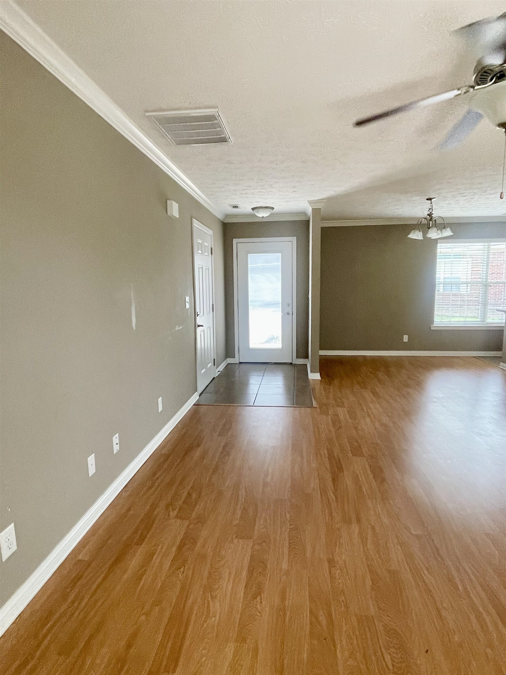 2001 Viola Gardens, Owensboro, Kentucky 42303, 2 Bedrooms Bedrooms, ,2 BathroomsBathrooms,Condominium,For Sale,Viola Gardens,89549