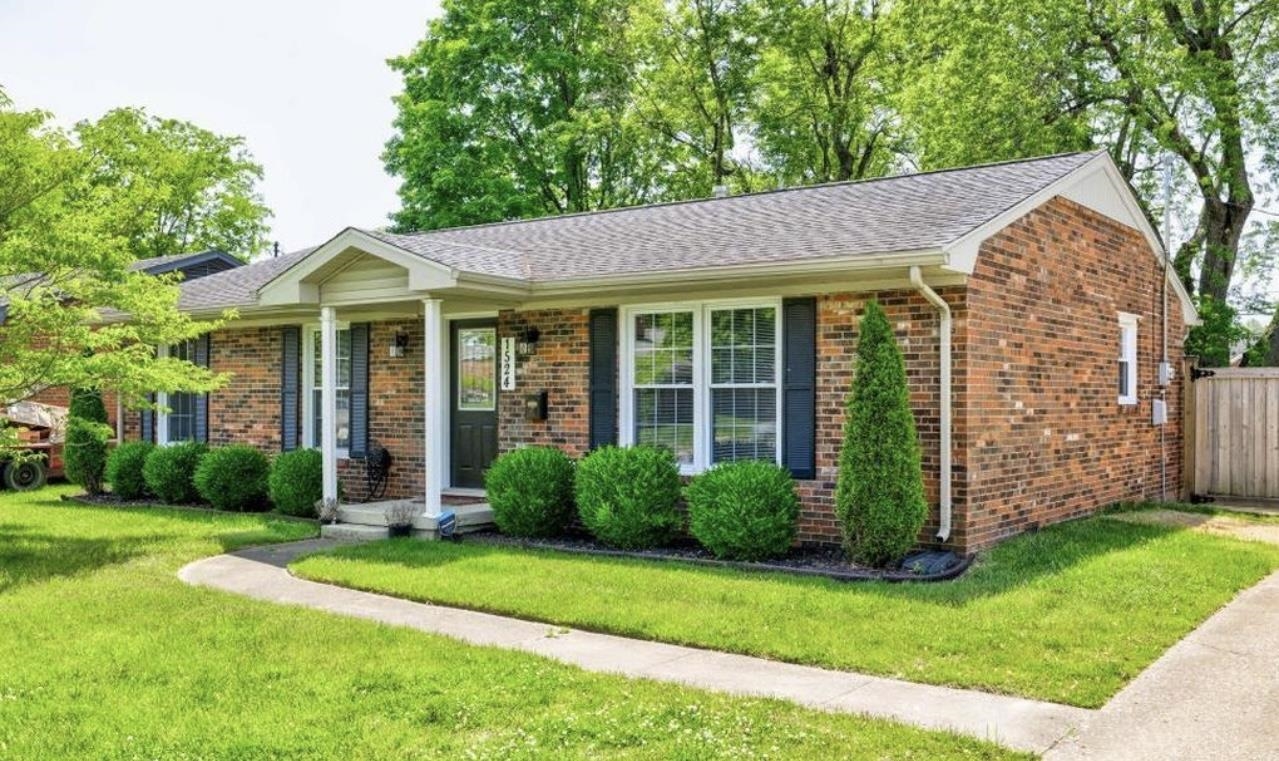 1524 Tamarack Road, Owensboro, Kentucky 42301, 3 Bedrooms Bedrooms, ,1 BathroomBathrooms,Single Family Residence,For Sale,Tamarack Road,89551