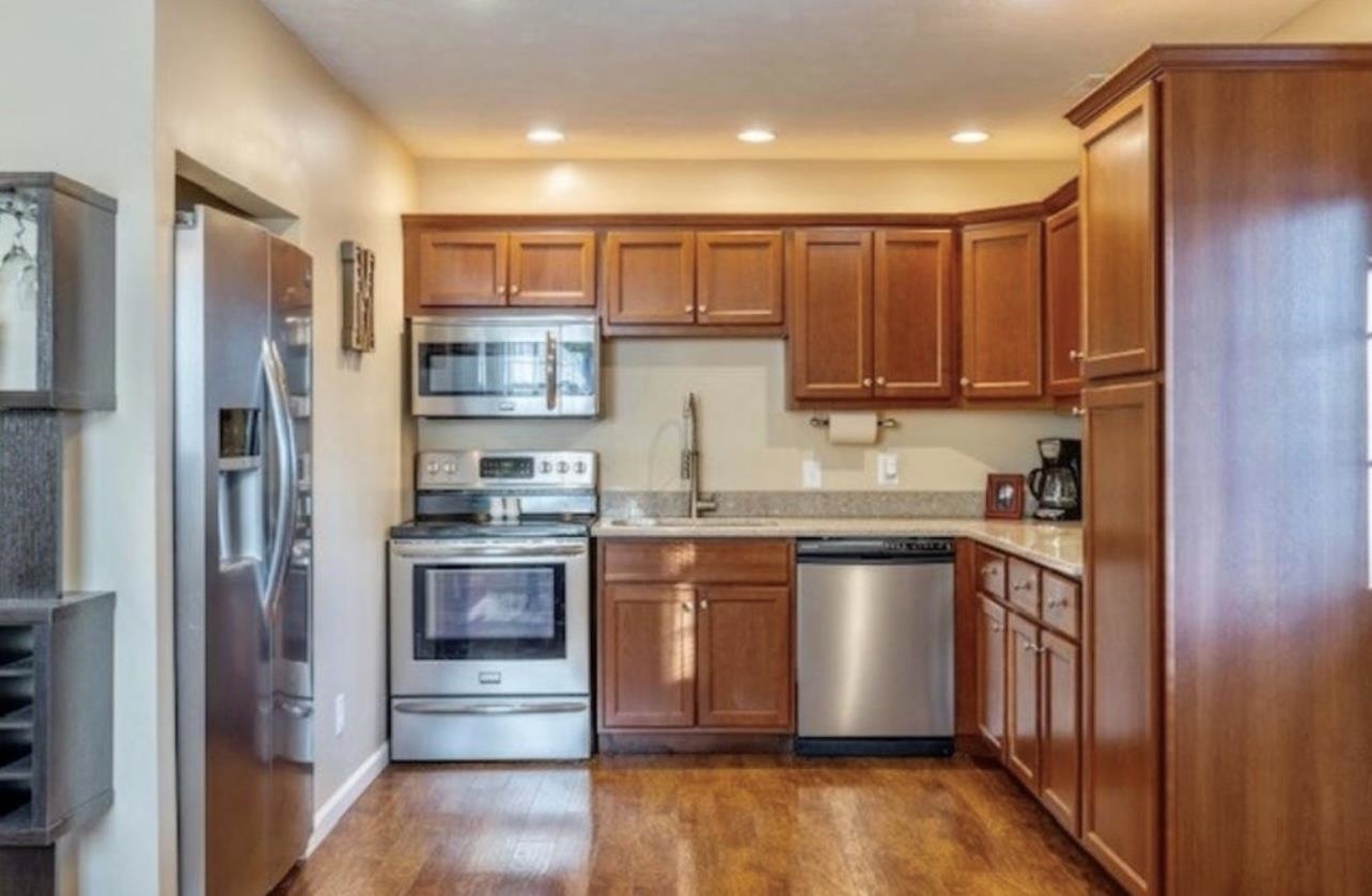 1524 Tamarack Road, Owensboro, Kentucky 42301, 3 Bedrooms Bedrooms, ,1 BathroomBathrooms,Single Family Residence,For Sale,Tamarack Road,89551