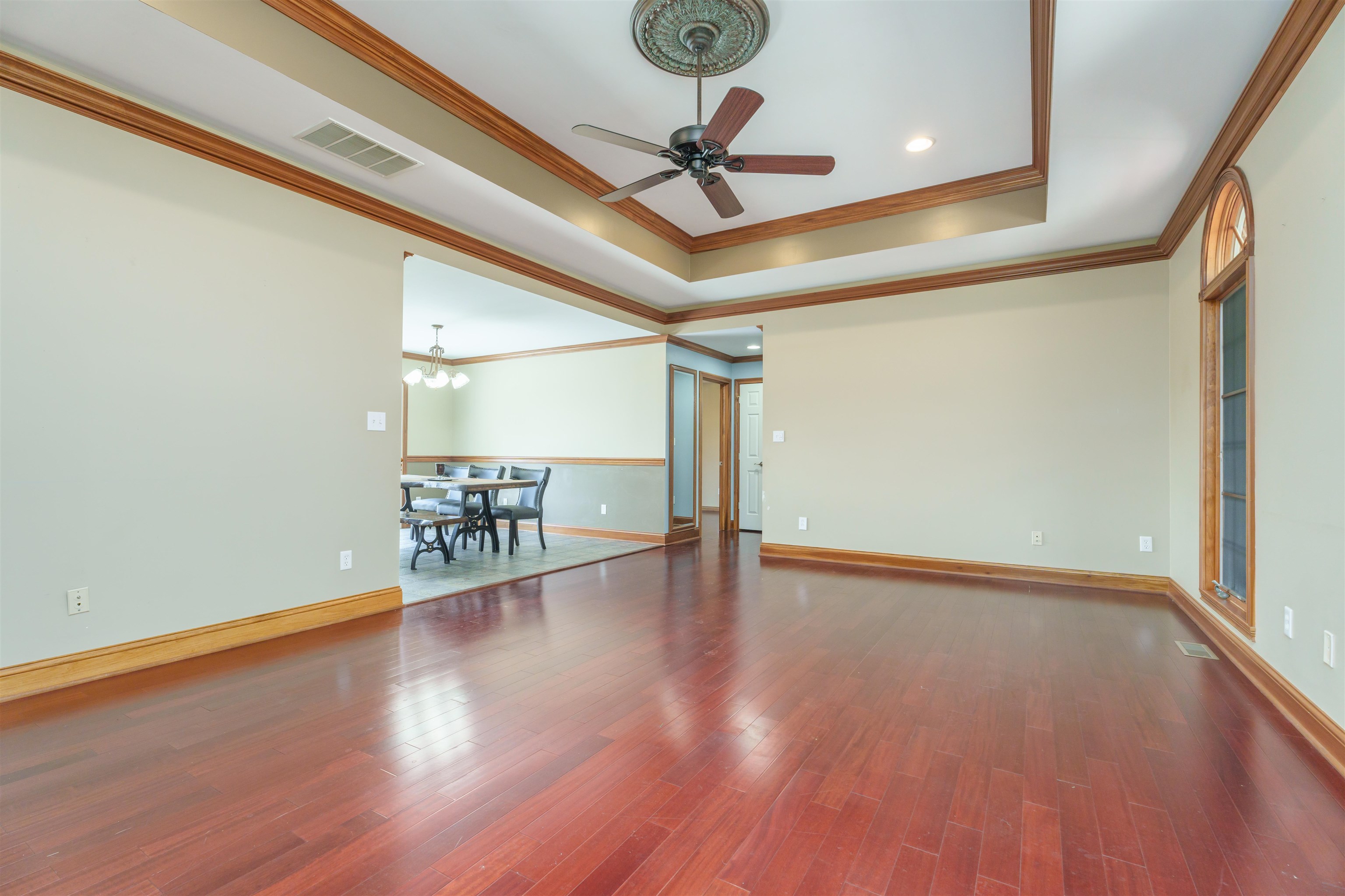 5653 Lee Rudy Road, Owensboro, Kentucky 42301, 4 Bedrooms Bedrooms, ,3 BathroomsBathrooms,Single Family Residence,For Sale,Lee Rudy Road,89561