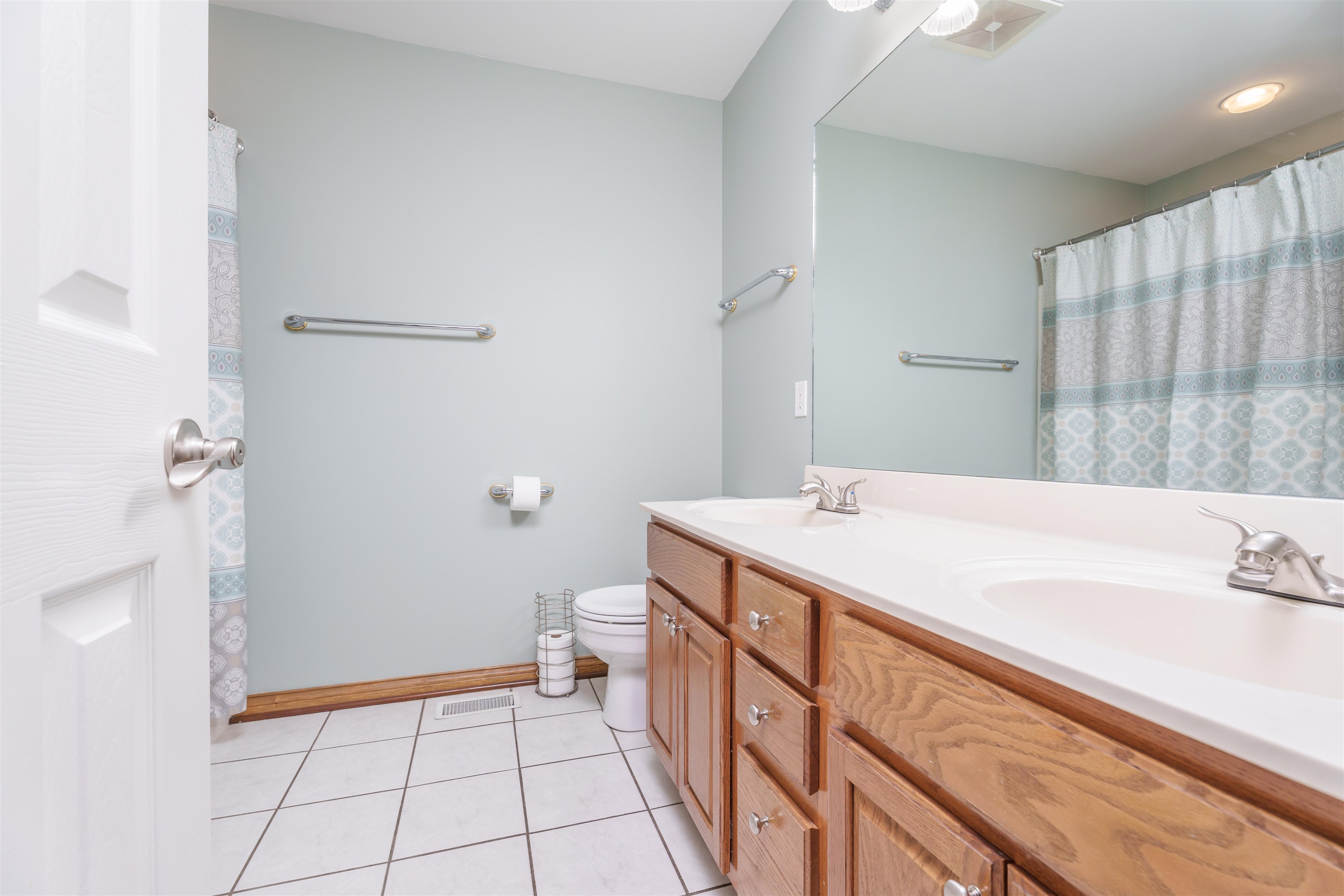 5653 Lee Rudy Road, Owensboro, Kentucky 42301, 4 Bedrooms Bedrooms, ,3 BathroomsBathrooms,Single Family Residence,For Sale,Lee Rudy Road,89561