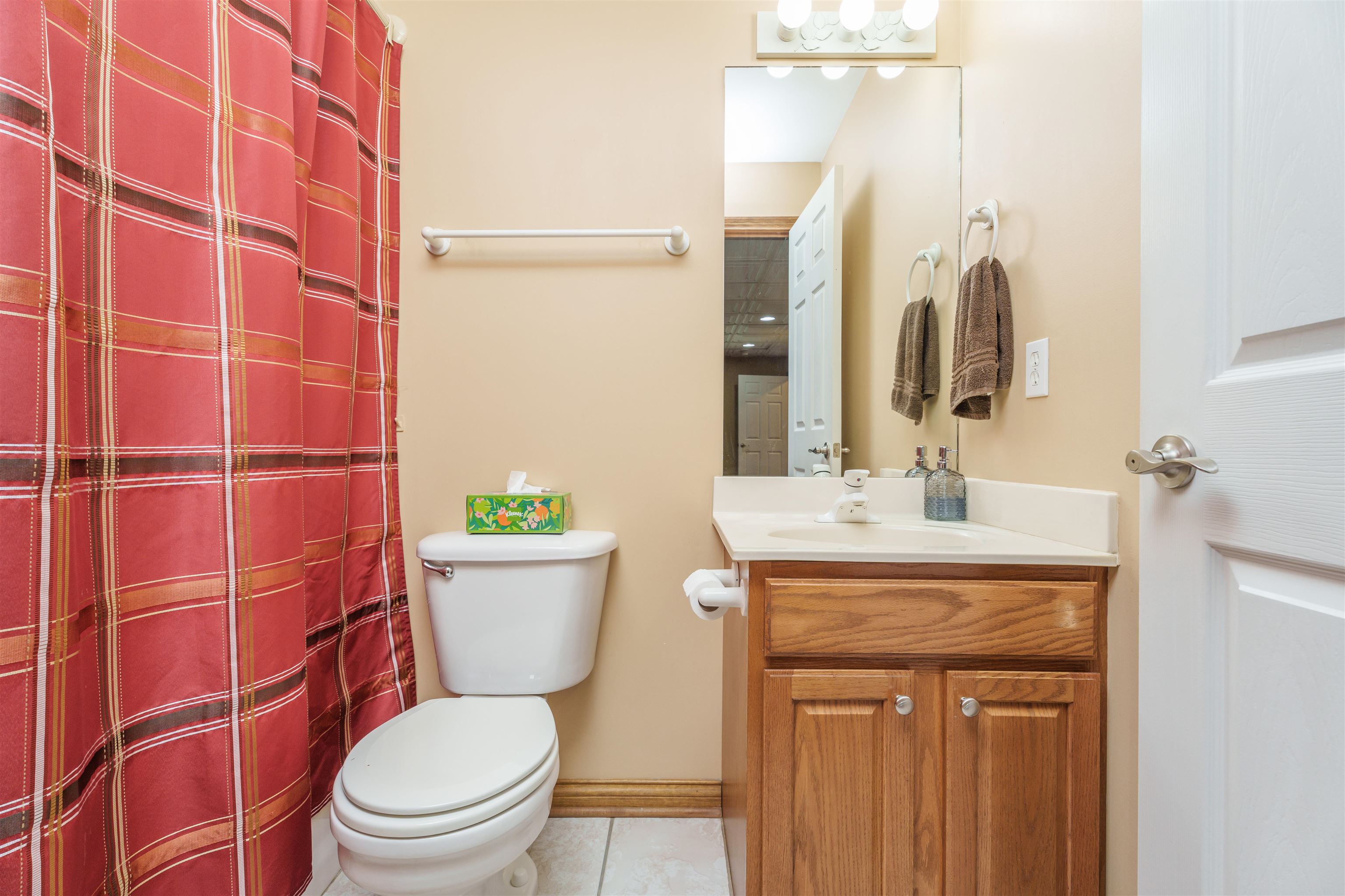5653 Lee Rudy Road, Owensboro, Kentucky 42301, 4 Bedrooms Bedrooms, ,3 BathroomsBathrooms,Single Family Residence,For Sale,Lee Rudy Road,89561