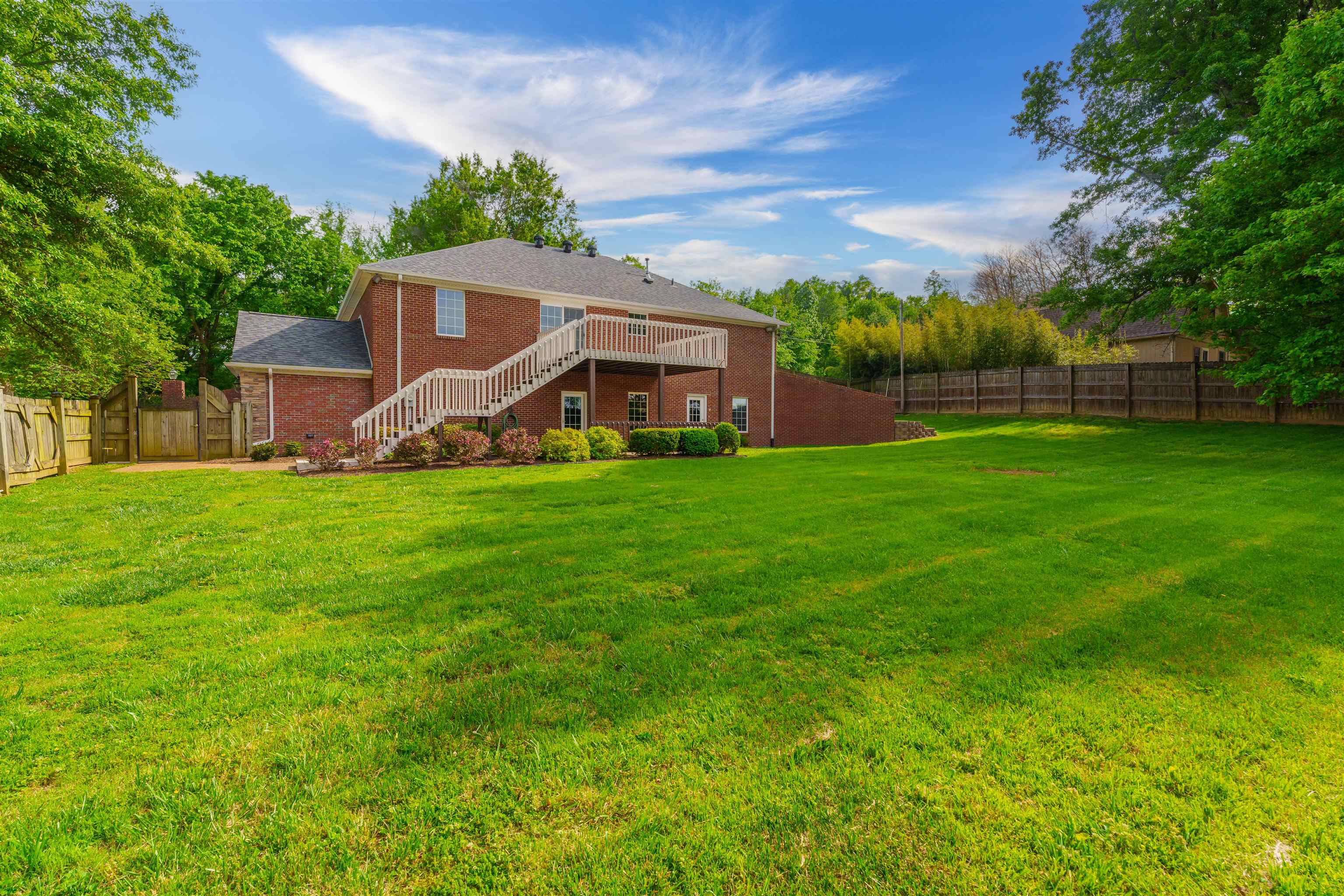 5653 Lee Rudy Road, Owensboro, Kentucky 42301, 4 Bedrooms Bedrooms, ,3 BathroomsBathrooms,Single Family Residence,For Sale,Lee Rudy Road,89561