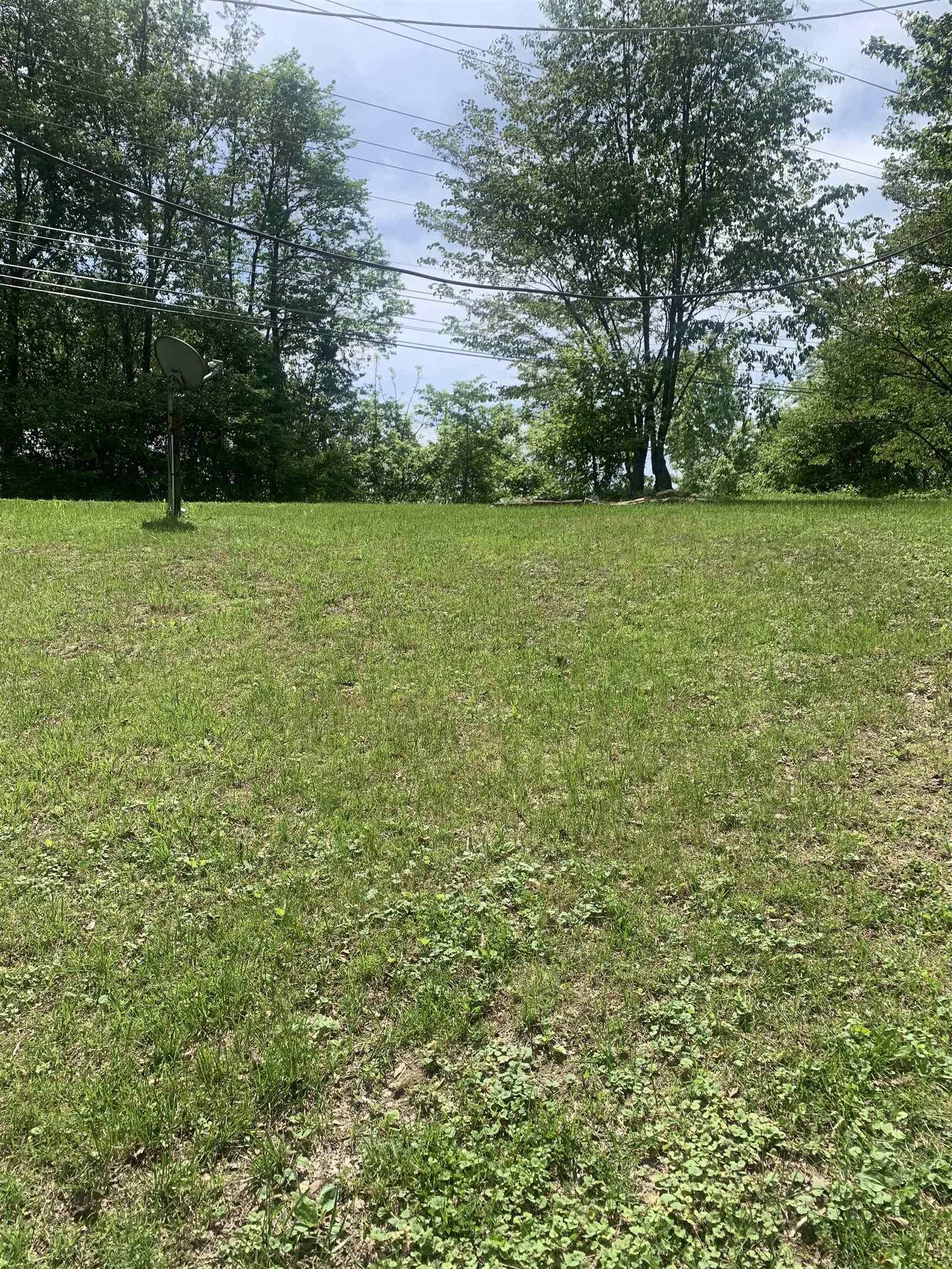 1121 Gilbert Lane, Owensboro, Kentucky 42303, 3 Bedrooms Bedrooms, ,1 BathroomBathrooms,Single Family Residence,For Sale,Gilbert Lane,89565