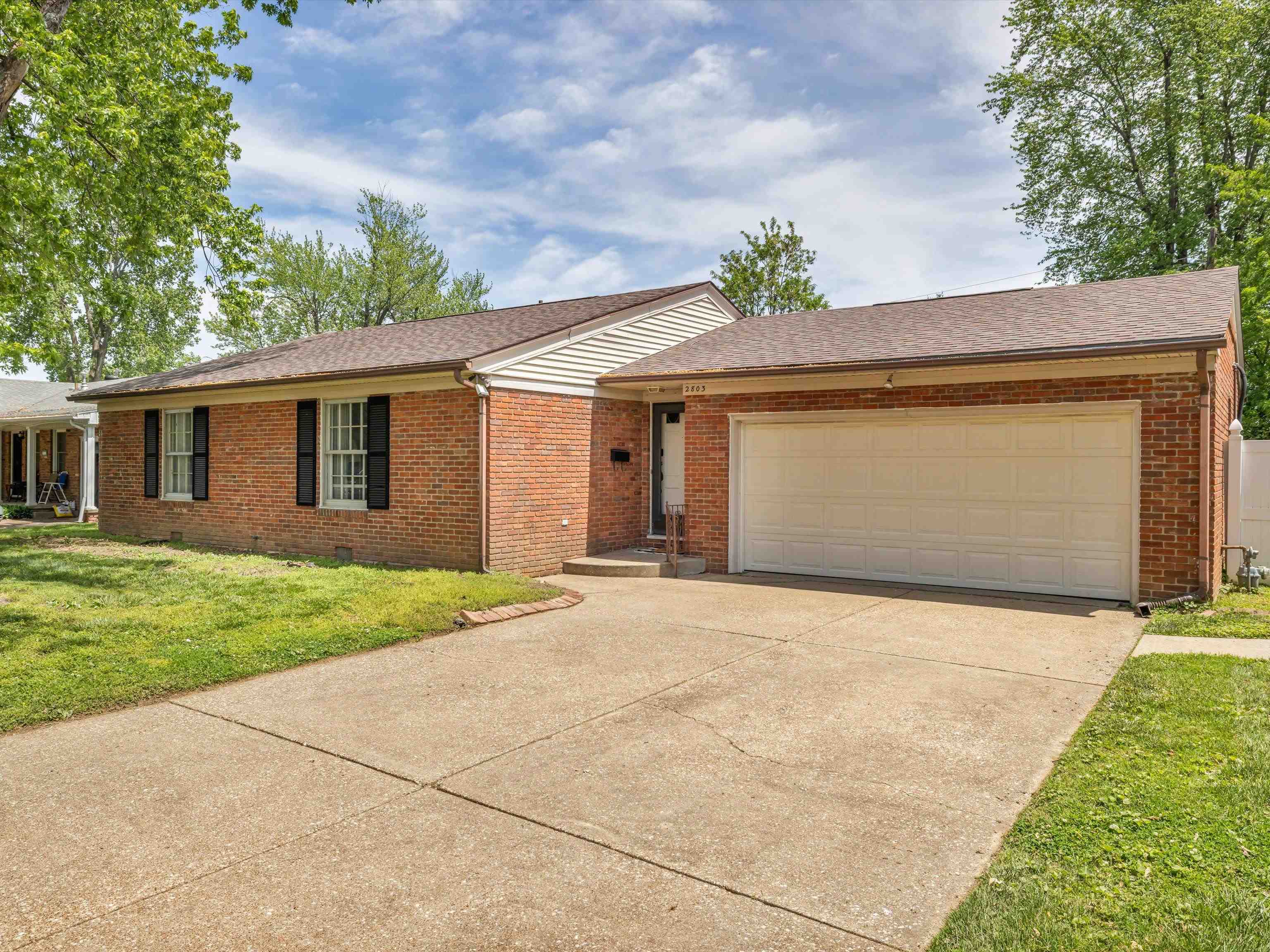 2803 Wesleyan Park Dr, Owensboro, Kentucky 42301, 3 Bedrooms Bedrooms, ,1 BathroomBathrooms,Single Family Residence,For Sale,Wesleyan Park Dr,89566