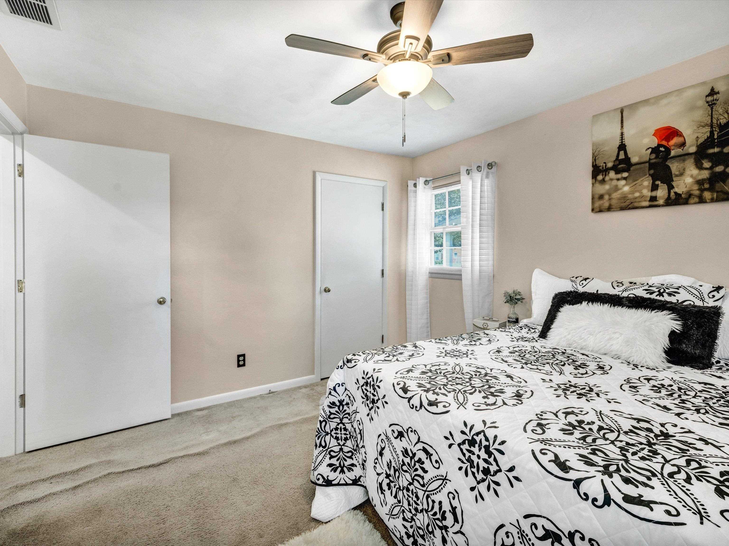 2803 Wesleyan Park Dr, Owensboro, Kentucky 42301, 3 Bedrooms Bedrooms, ,1 BathroomBathrooms,Single Family Residence,For Sale,Wesleyan Park Dr,89566